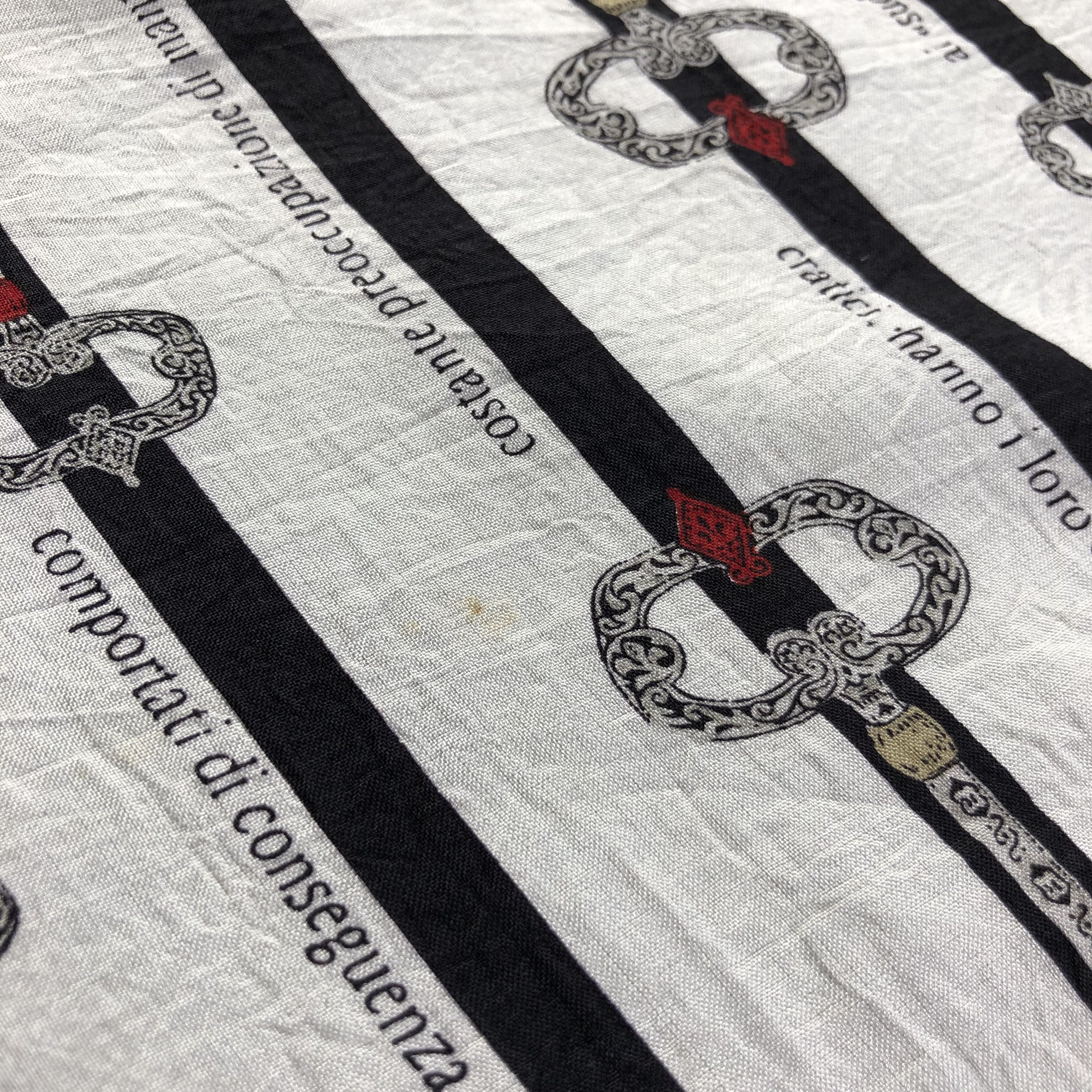 Japanese Brand Luxury Keys Hand Rolled Silk Scarf M847 Size ONE SIZE - 5 Thumbnail