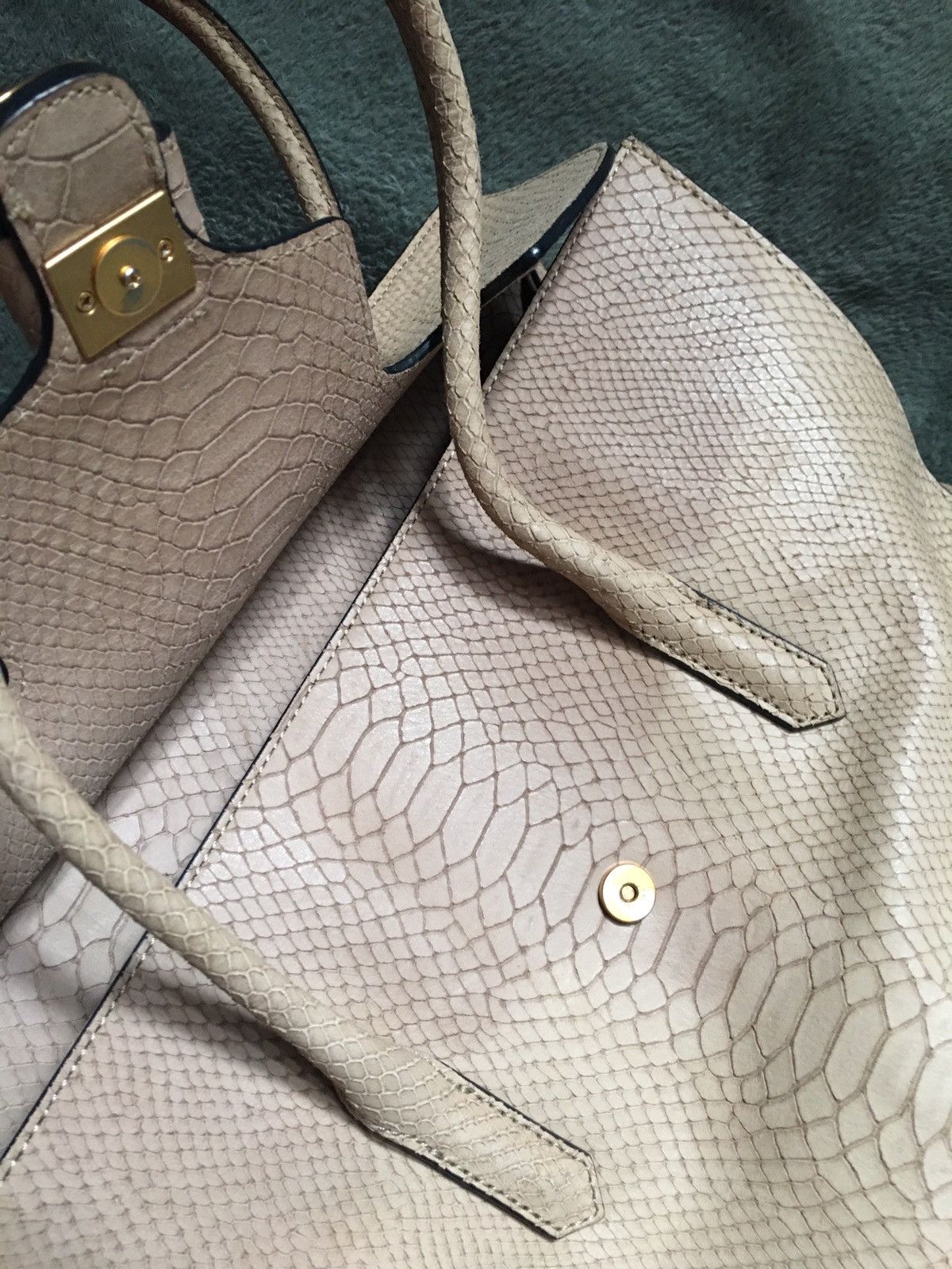 Other COCCINELLE Beige Leather Snake Design Handbag Shoulder Bag Size ONE SIZE - 9 Thumbnail
