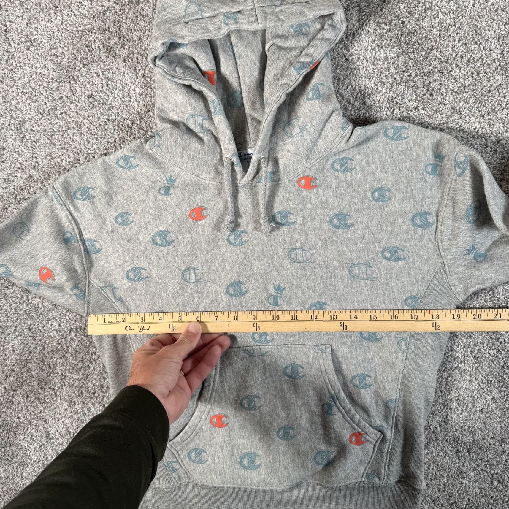 Champion Champion Reverse Weave Hoodie Womens Small Gray Allover C Logo Pullover Fleece Size S / US 4 / IT 40 - 3 Thumbnail