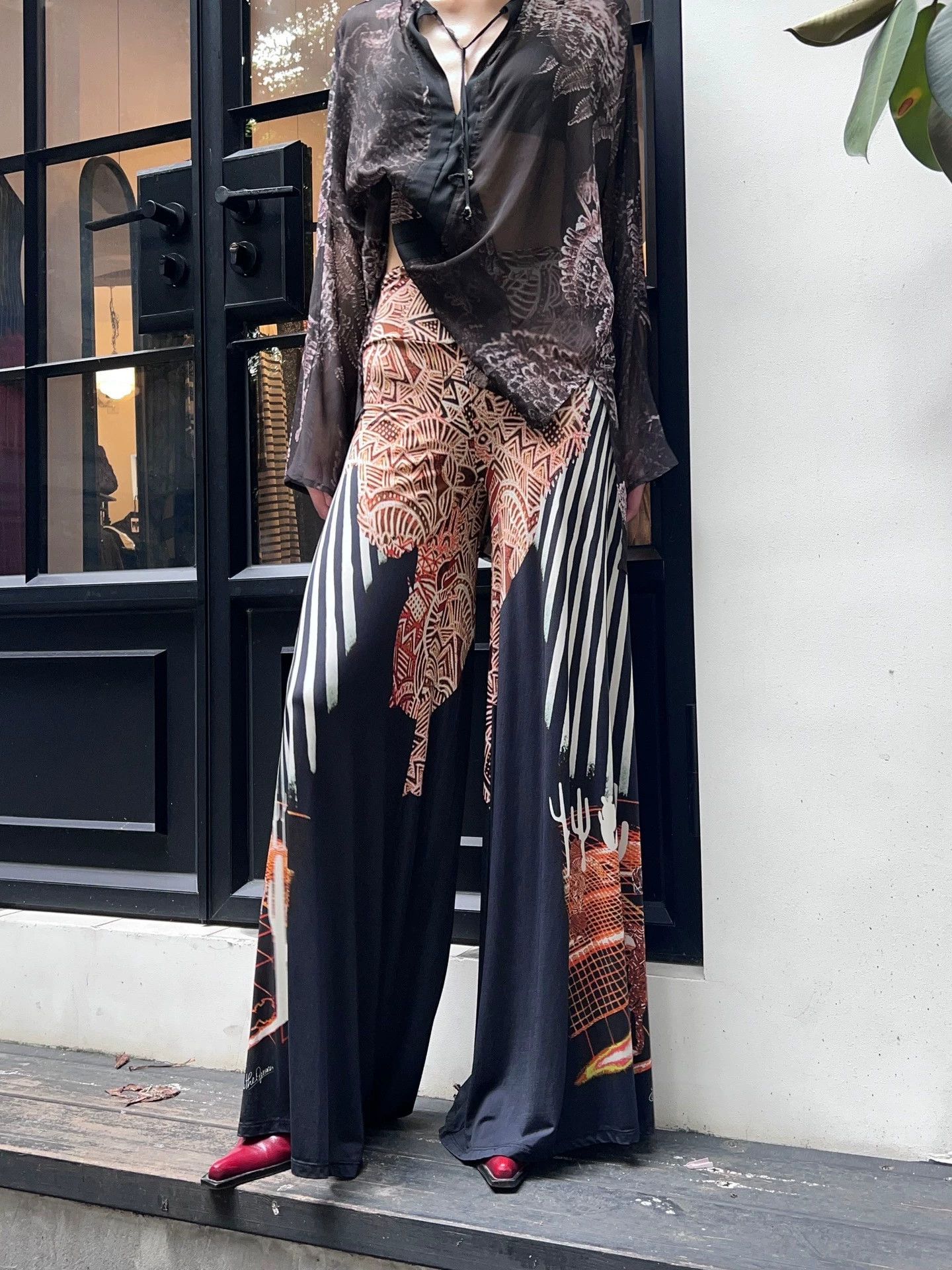 Other save the queen printed cool flared pants xs vintage Size 25" / US 0 / IT 36 - 5 Thumbnail