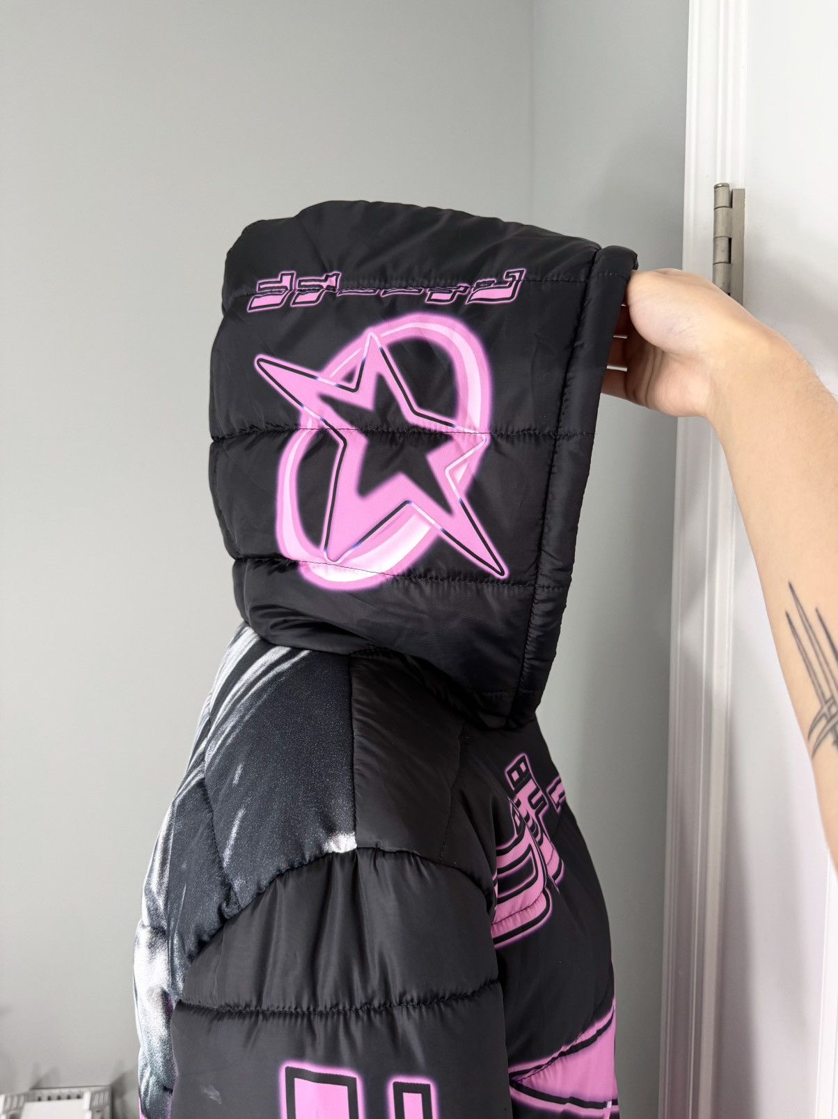 Other Shadow Banned Y2K KINSHI Puffer Jacket Pink (M) Size US M / EU 48-50 / 2 - 5 Thumbnail