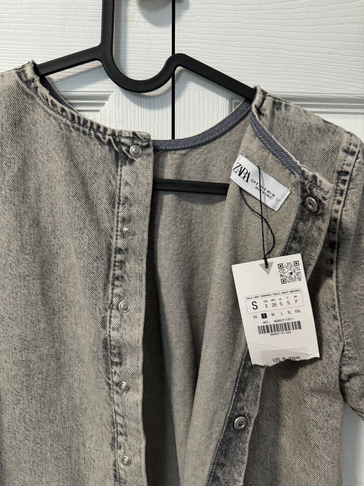 Zara Grey acid wash denim button down blouse Zara brand new Size S / US 4 / IT 40 - 6 Thumbnail