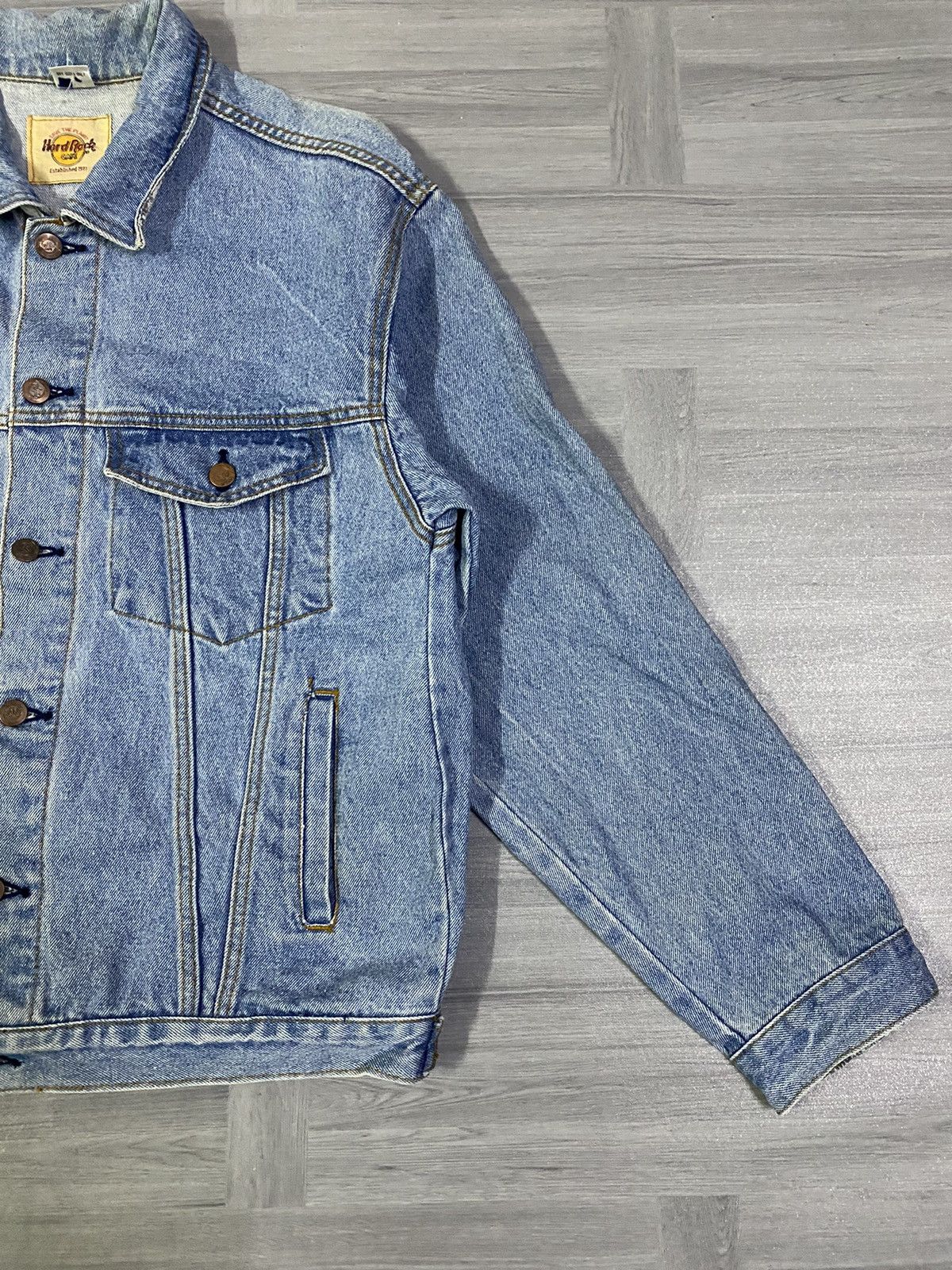 Hard Rock Cafe Vintage Hard Rock Cafe Atlanta Save The Planet Denim Jacket Size US L / EU 52-54 / 3 - 14 Thumbnail