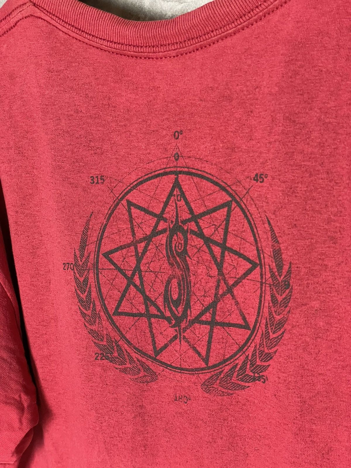 Band Tees × Slipknot × Vintage Vintage Slipknot Band Tees 2016 Tour T-Shirt Size US M / EU 48-50 / 2 - 10 Thumbnail