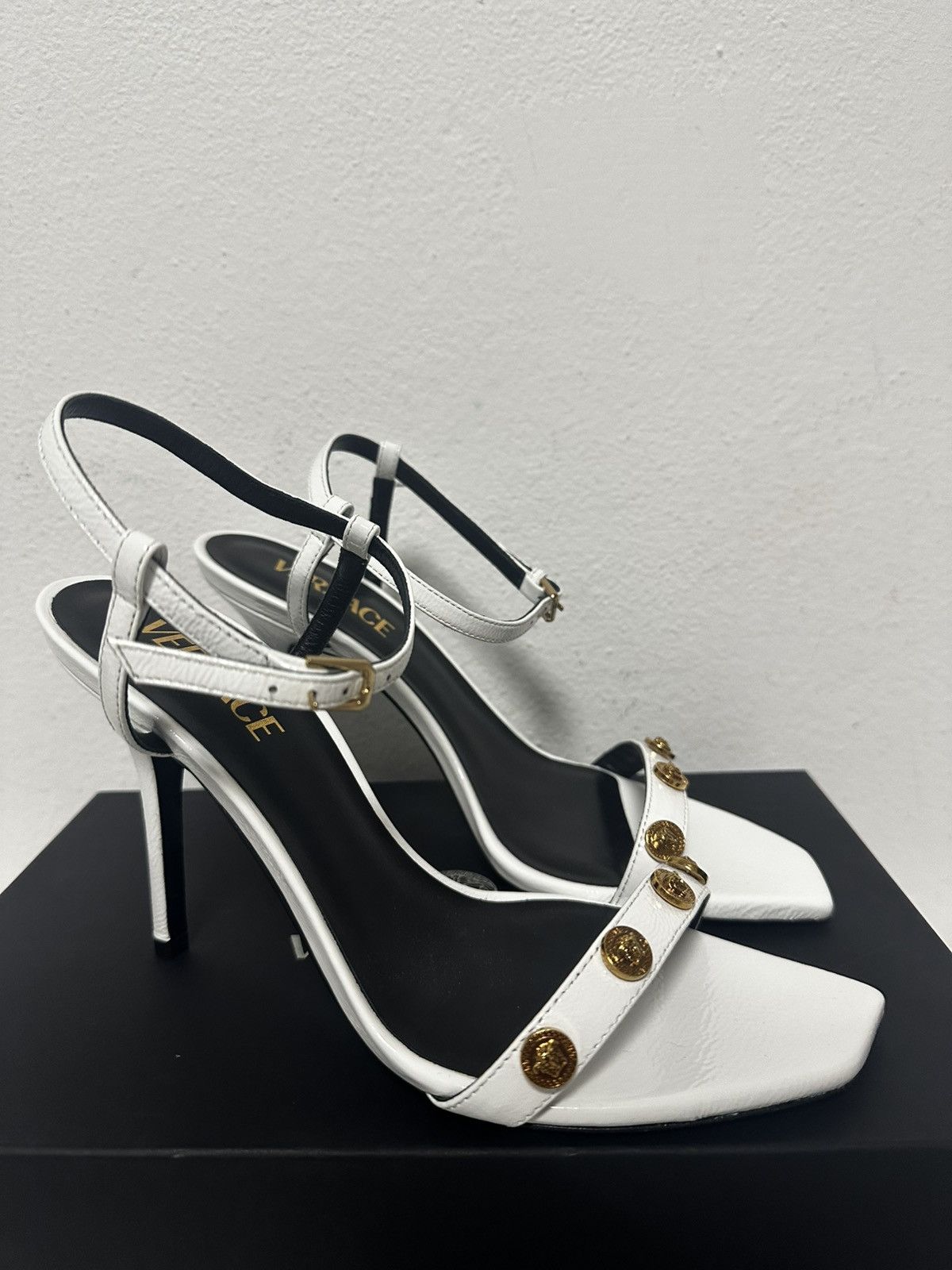 Versace Versace White Studded Sandals Size US 9 / IT 39 - 1 Thumbnail