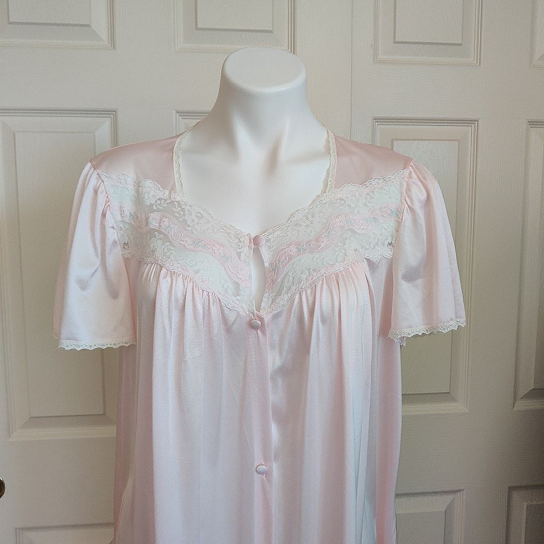 Vintage Vintage short sleeve button front nightgown housecoat M Size ONE SIZE - 2 Thumbnail