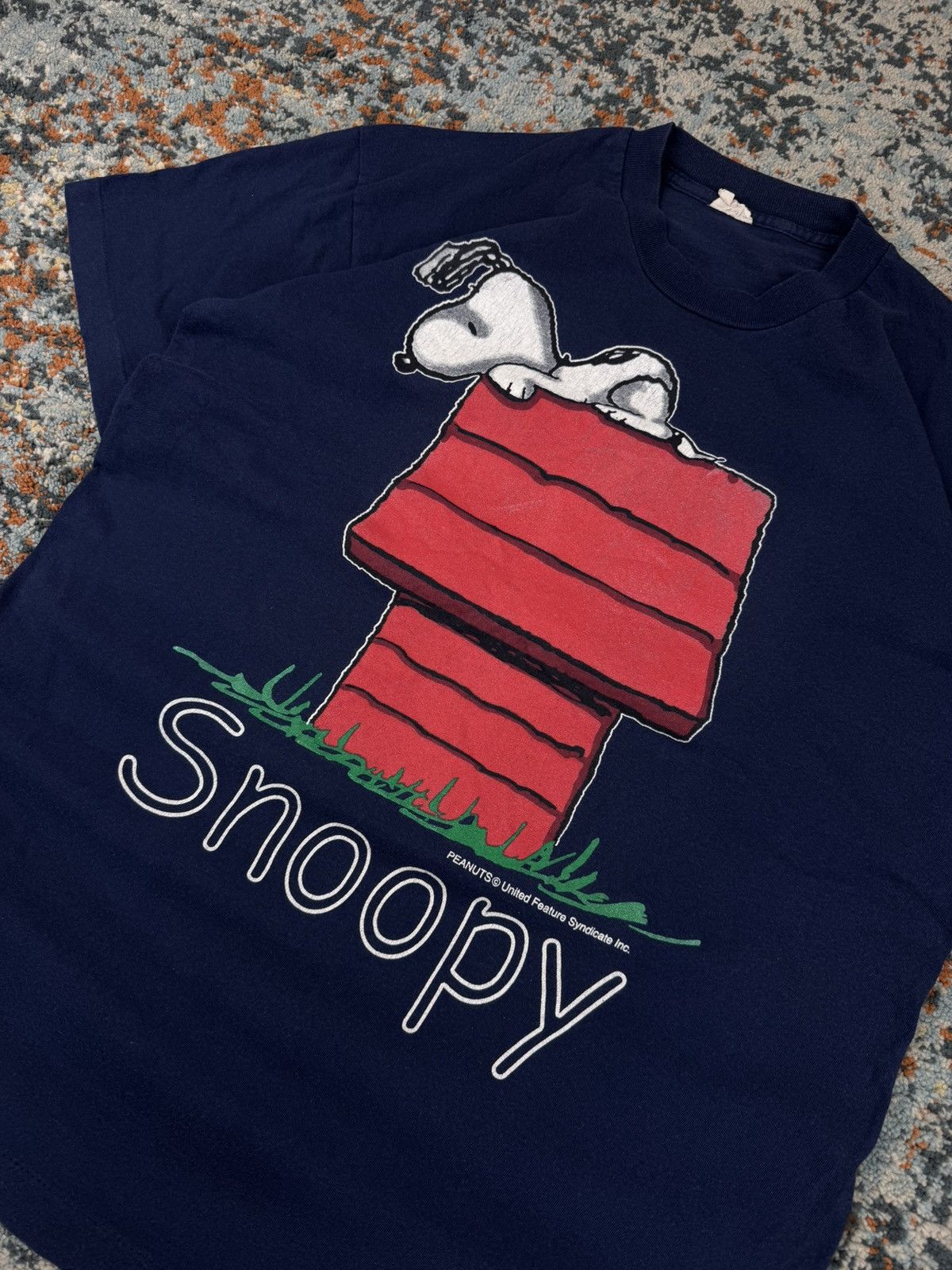 Vintage Vintage 90s Peanuts Snoopy cartoon graphic tee Size US L / EU 52-54 / 3 - 3 Thumbnail