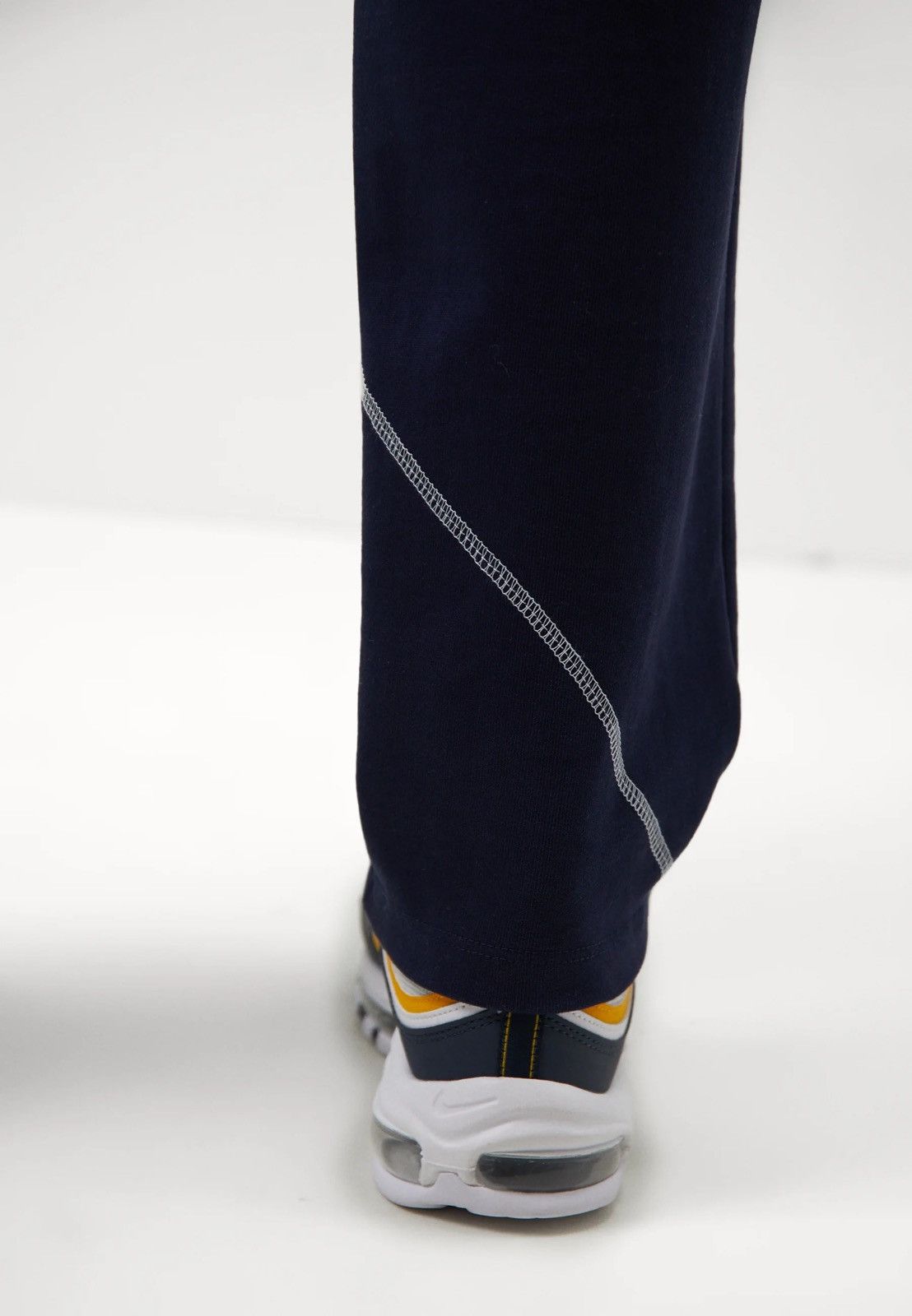 Saul Nash !DS! SS23 Saul Nash Navy Overlock Stitch Lounge Pants Size US 32 / EU 48 - 7 Thumbnail