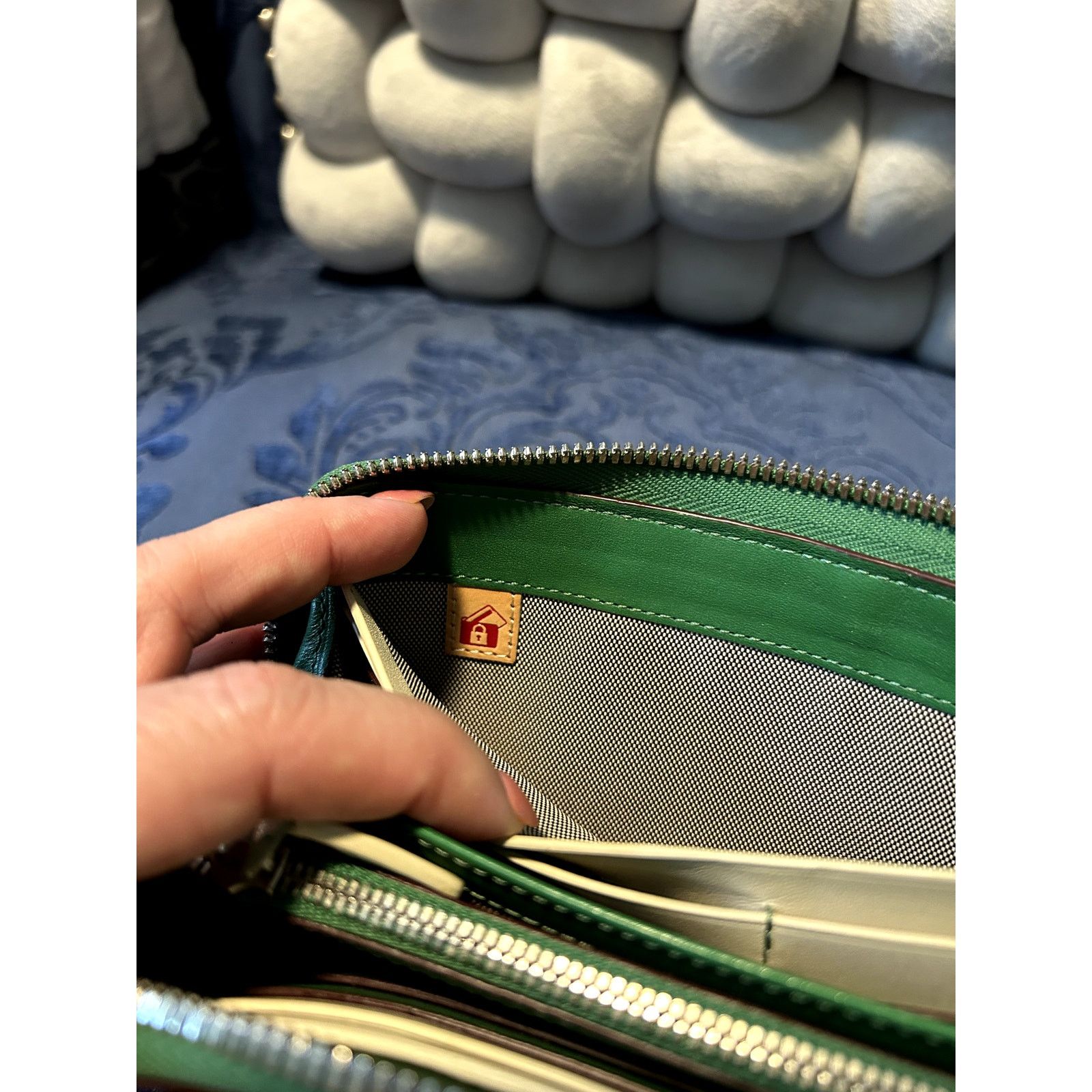 Tumi Vintage Emerald Green Tumi Zip Around Wallet White Piping Size ONE SIZE - 10 Thumbnail