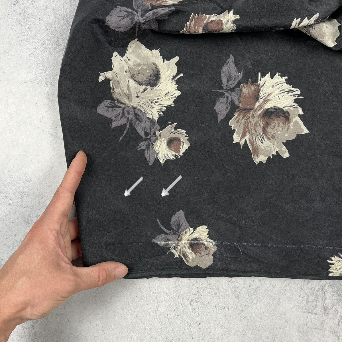 Prada Rare Prada floral midi skirt Size 27" / US 4 / IT 40 - 14 Thumbnail