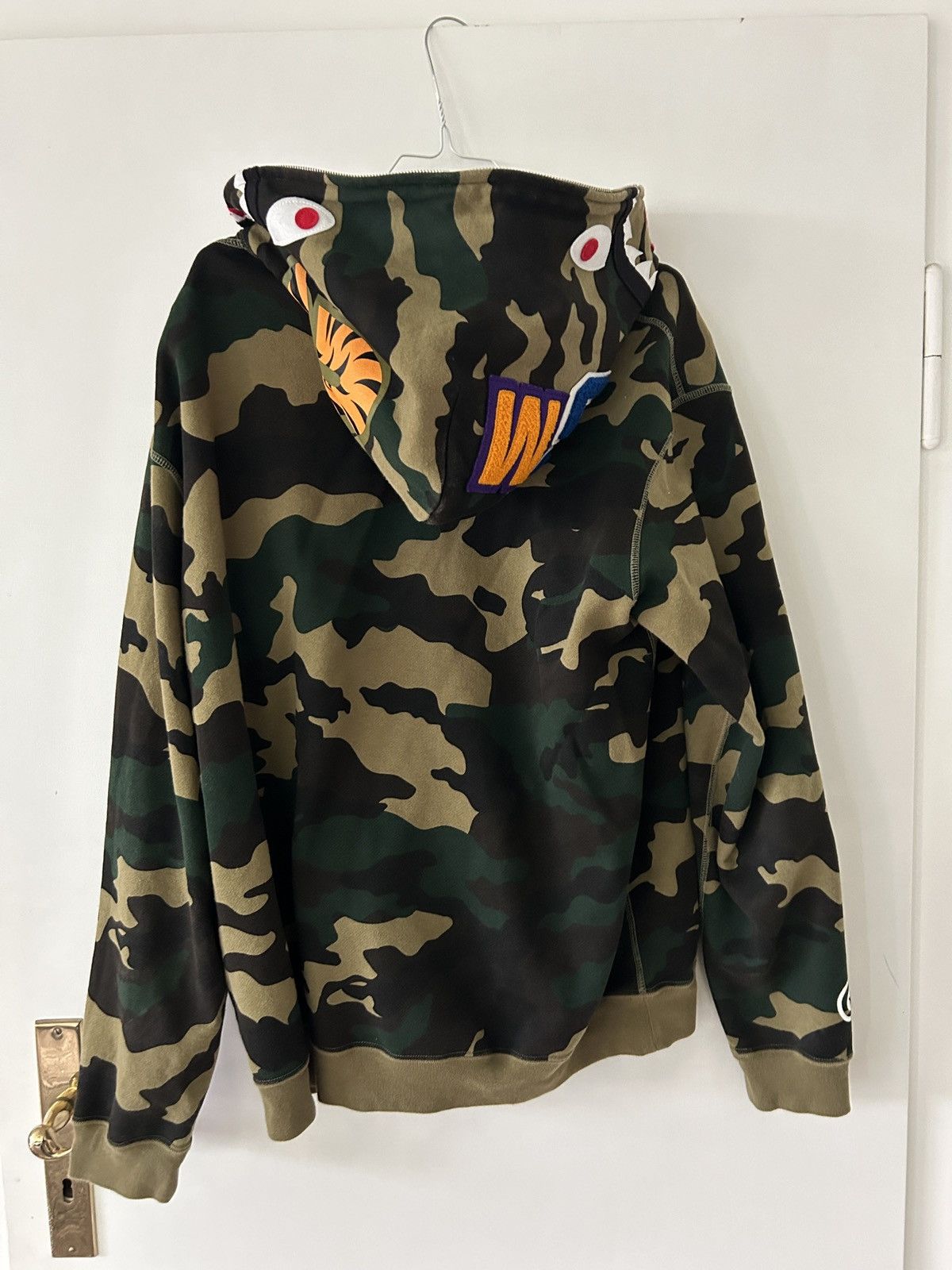Bape Top Condition A Bathing Ape Classic Shark Zip Size US L / EU 52-54 / 3 - 2 Thumbnail