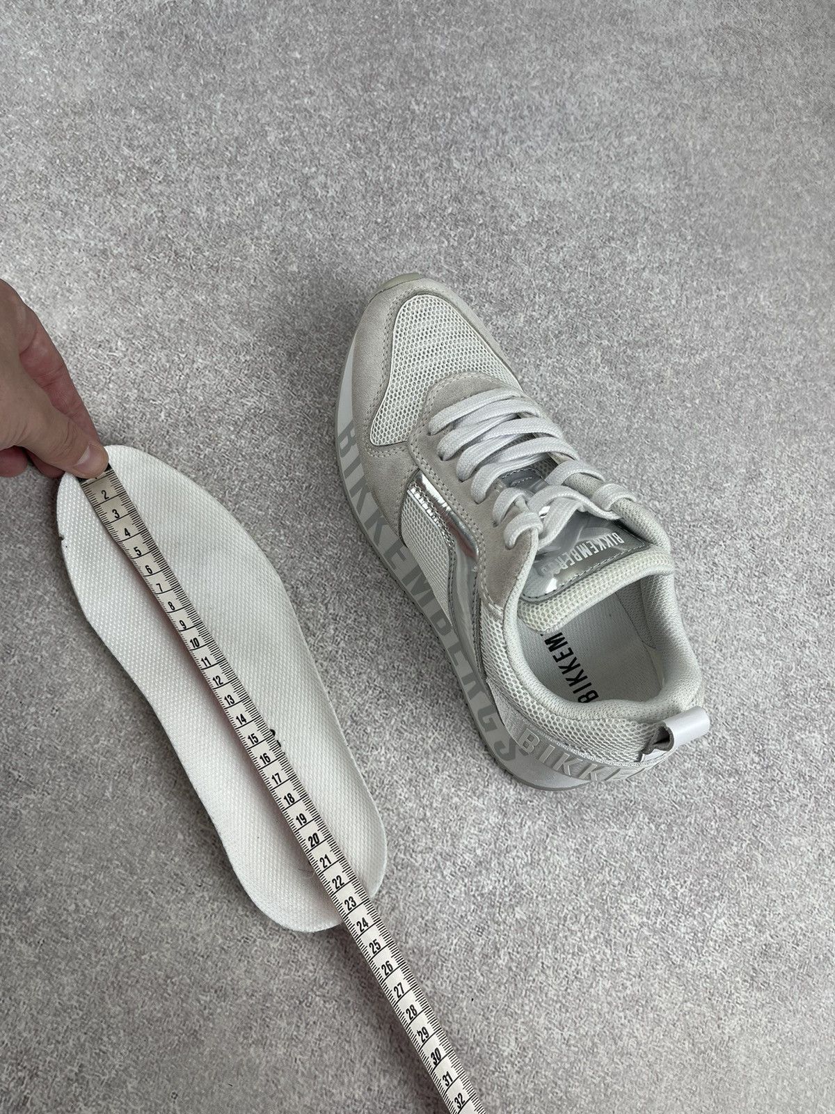 Dirk Bikkembergs Bikkembergs Lorely Low Top Sneakers White Size US 4.5 Size US 4.5 / IT 34.5 - 15 Thumbnail