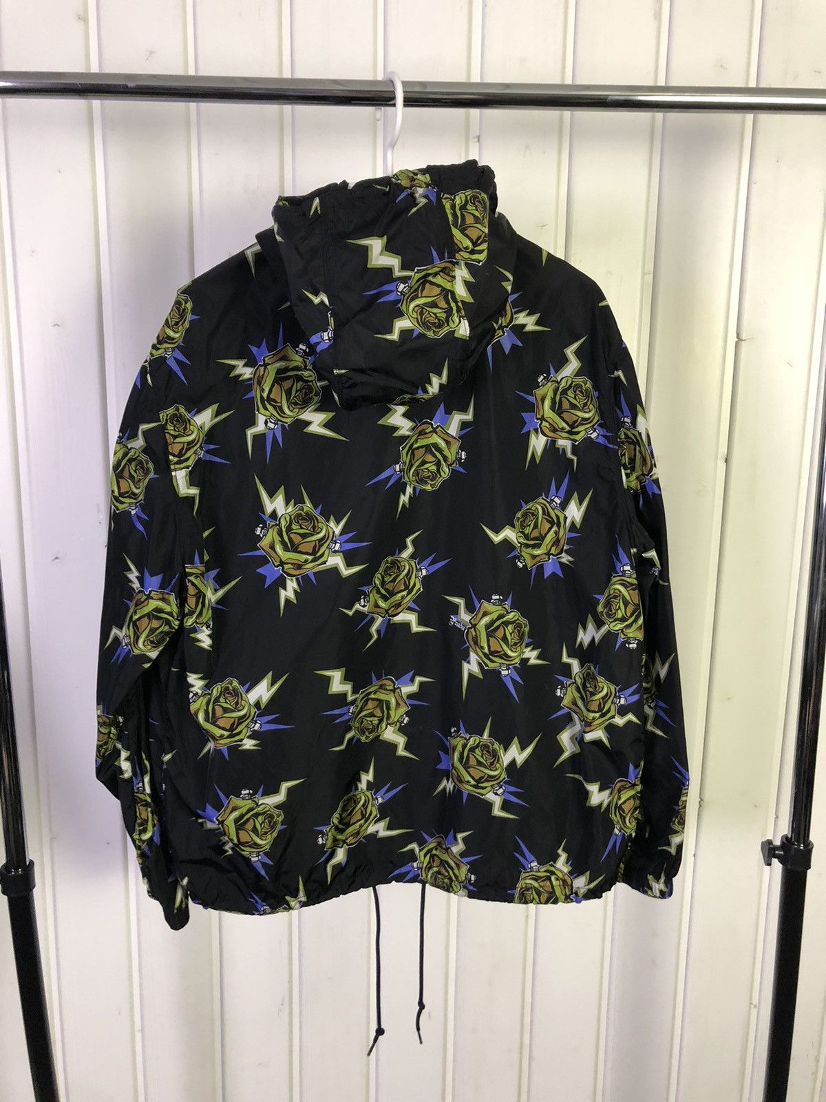 Prada Ss19 Prada rose Lightning Bolt hooded Nylon Windbreaker Size US S / EU 44-46 / 1 - 2 Thumbnail