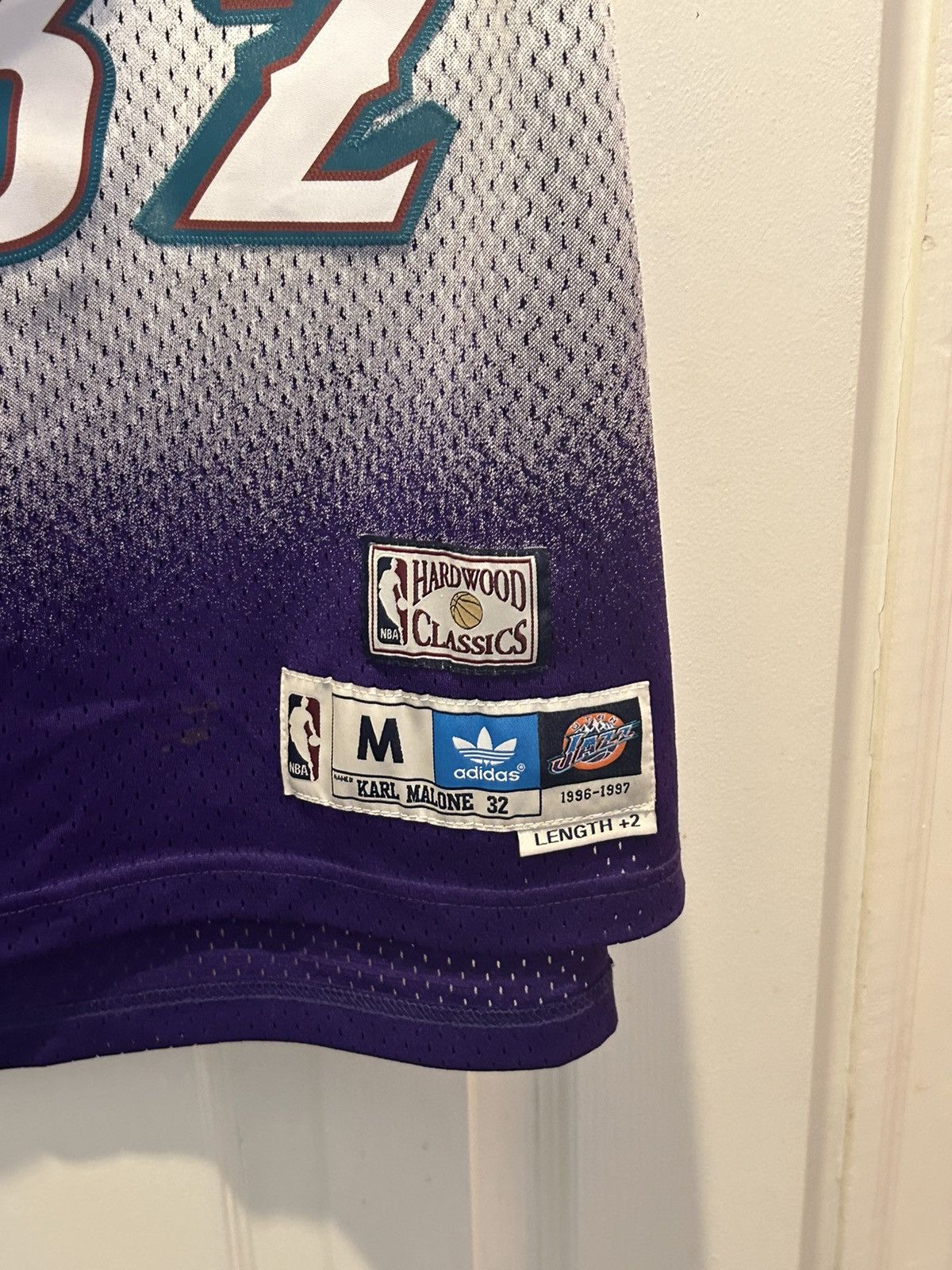 Mitchell & Ness Mitchell and Ness Karl Malone Jersey Size US M / EU 48-50 / 2 - 2 Thumbnail
