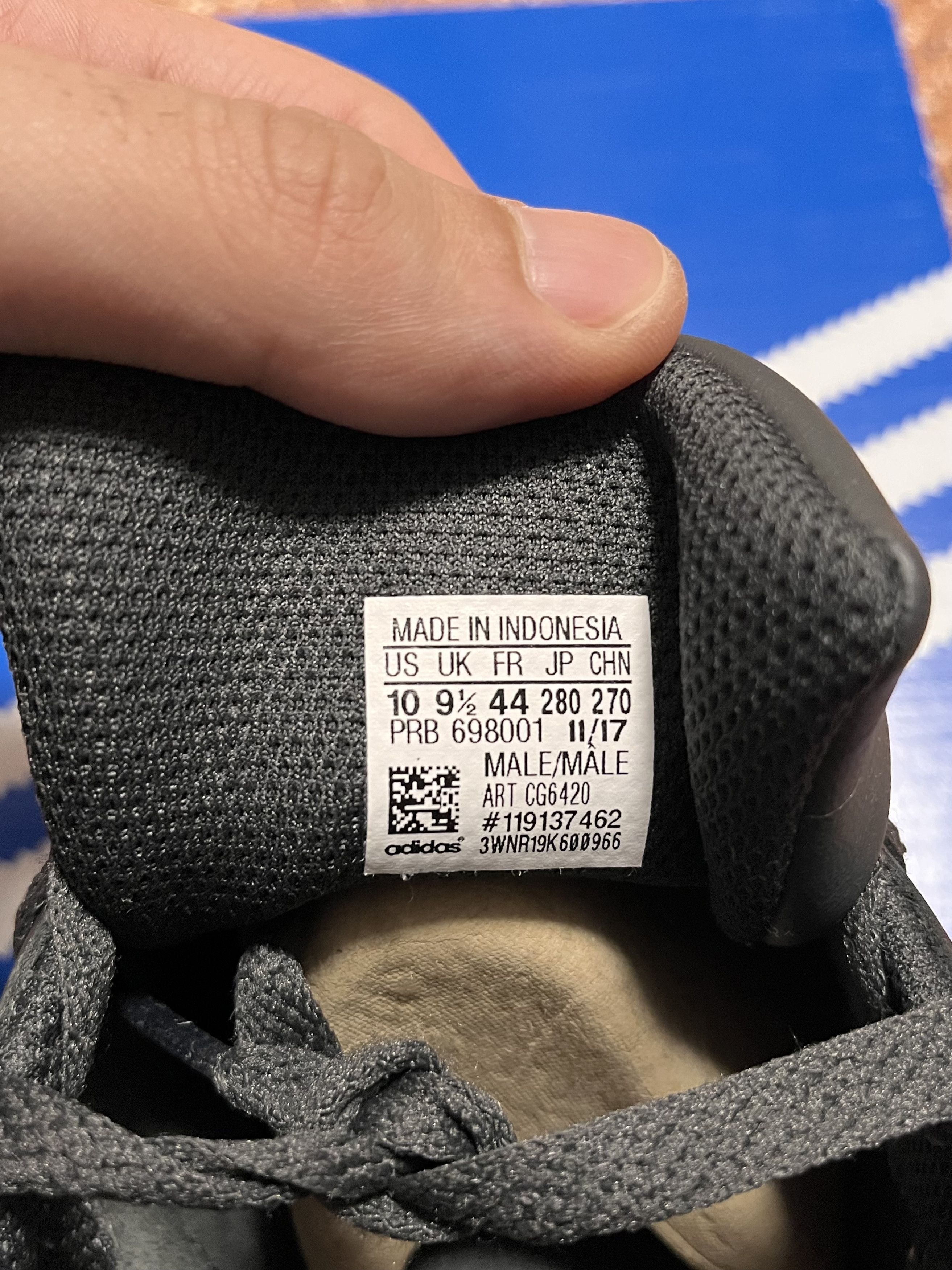 Adidas × Kanye West Adidas Yeezy Powerphase Black Size US 10 / EU 43 - 10 Thumbnail