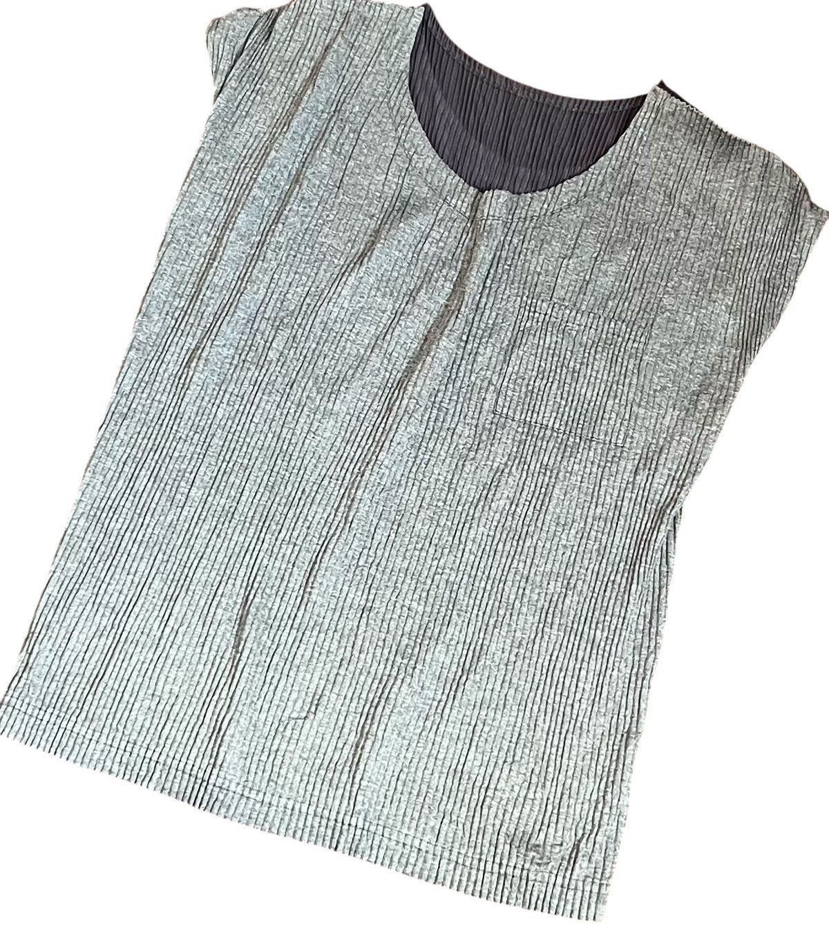 Pleats Please Issey Miyake TAX FREE 🇺🇸 issey miyake pleats please two tone tank top Size S / US 4 / IT 40 - 4 Thumbnail