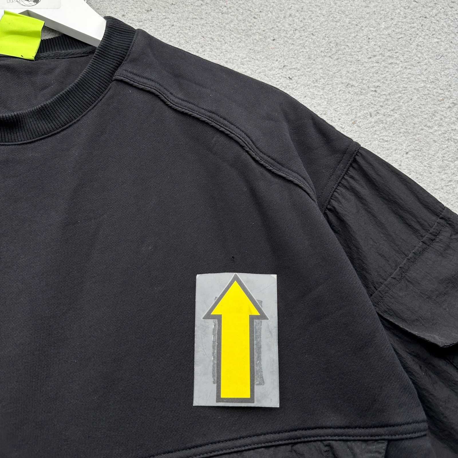 Umbro Umbro x GXG Sweatshirt Men M Shoulder Pocket Black Neon Logo Size US M / EU 48-50 / 2 - 8 Thumbnail