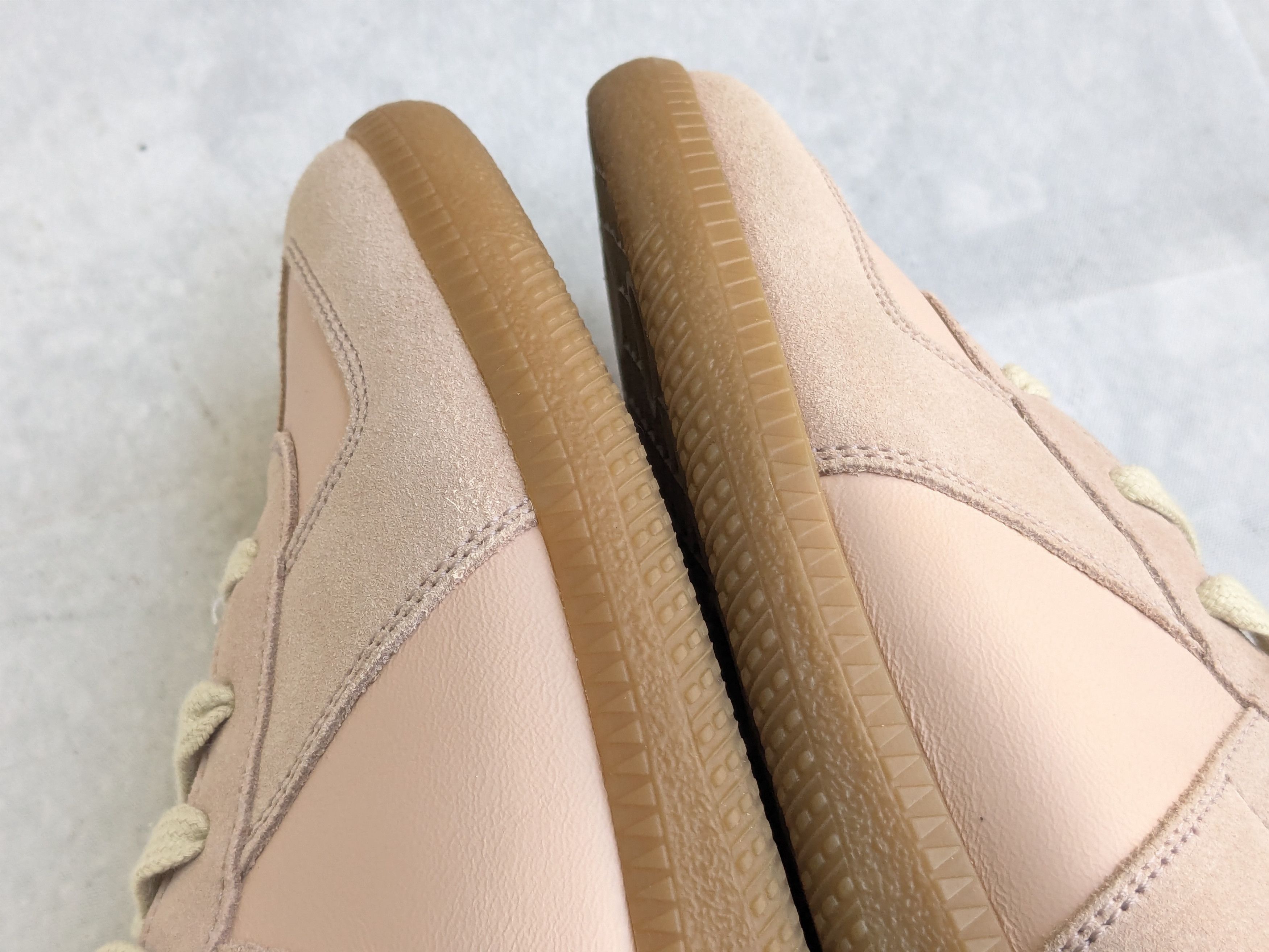Maison Margiela Maison Margiela Replica GAT Pink 8 41 Low Tops Leather Size US 8 / EU 41 - 10 Thumbnail