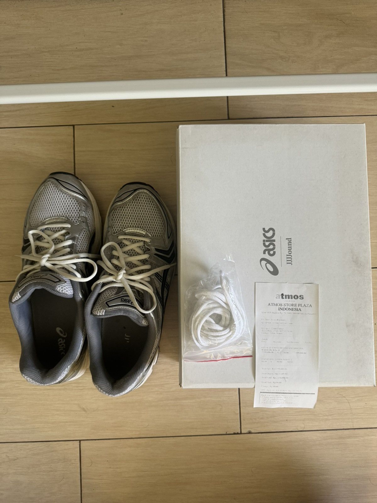 Asics × JJJJound Asics Gel Kayano 14 x JJJJound Silver Black Size US 11 / EU 44 - 10 Thumbnail