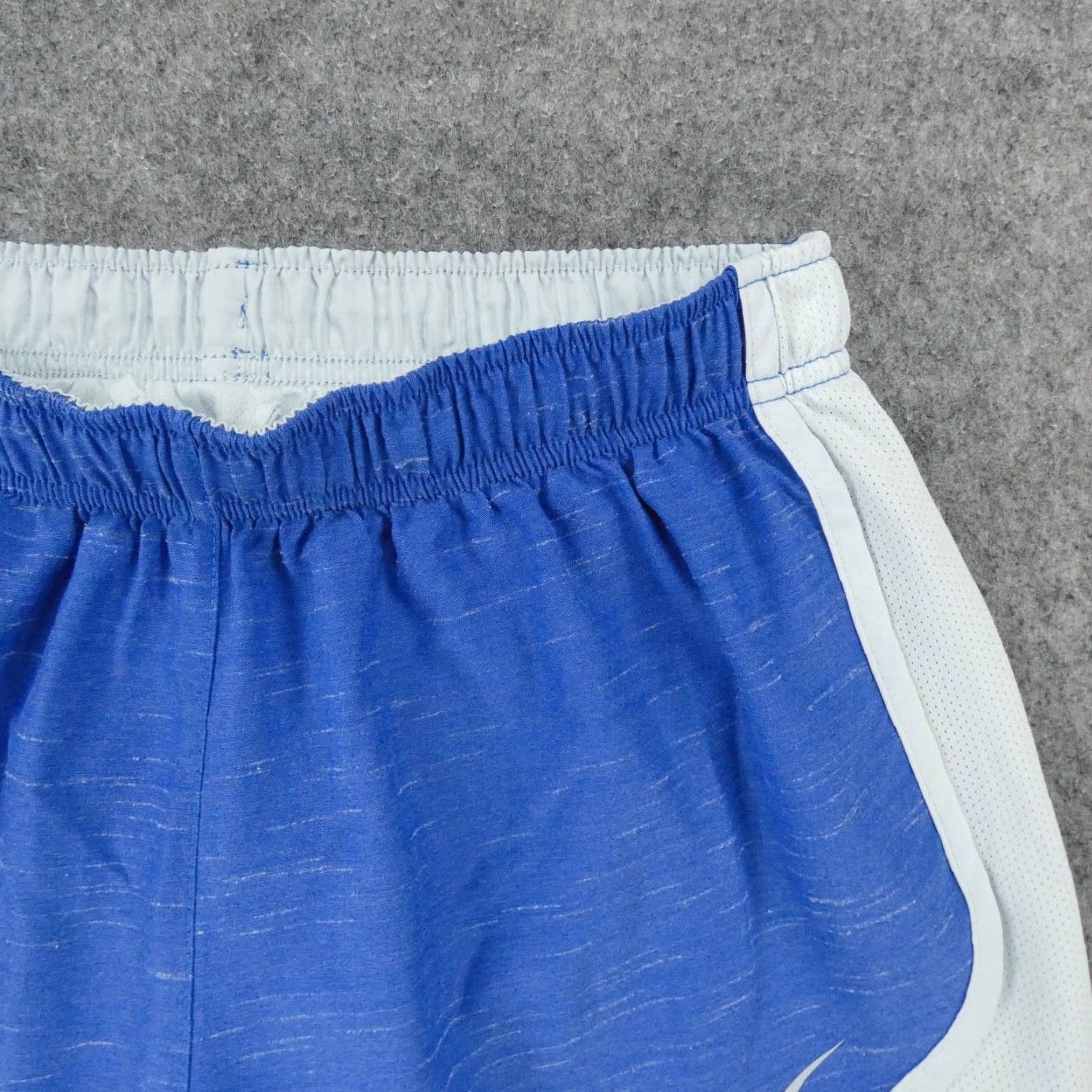 Nike Nike Shorts Womens Medium Blue White Lined Elastic Waist Running Dri-Fit Size 26" / US 2 / IT 38 - 5 Thumbnail