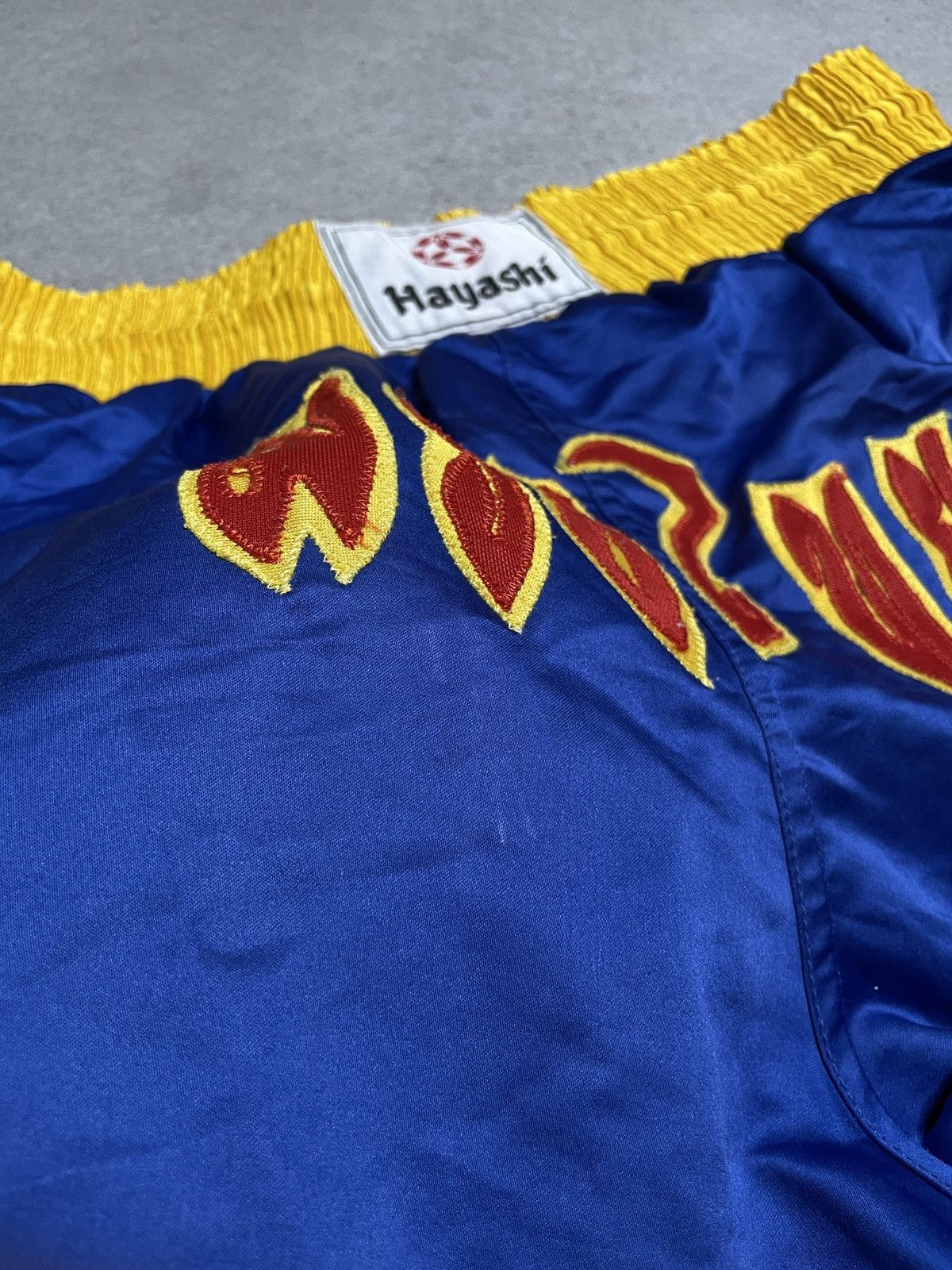 Vintage Vintage Blue Yellow Shorts Pants Sport Print Swag Affiction Size US 34 / EU 50 - 3 Thumbnail