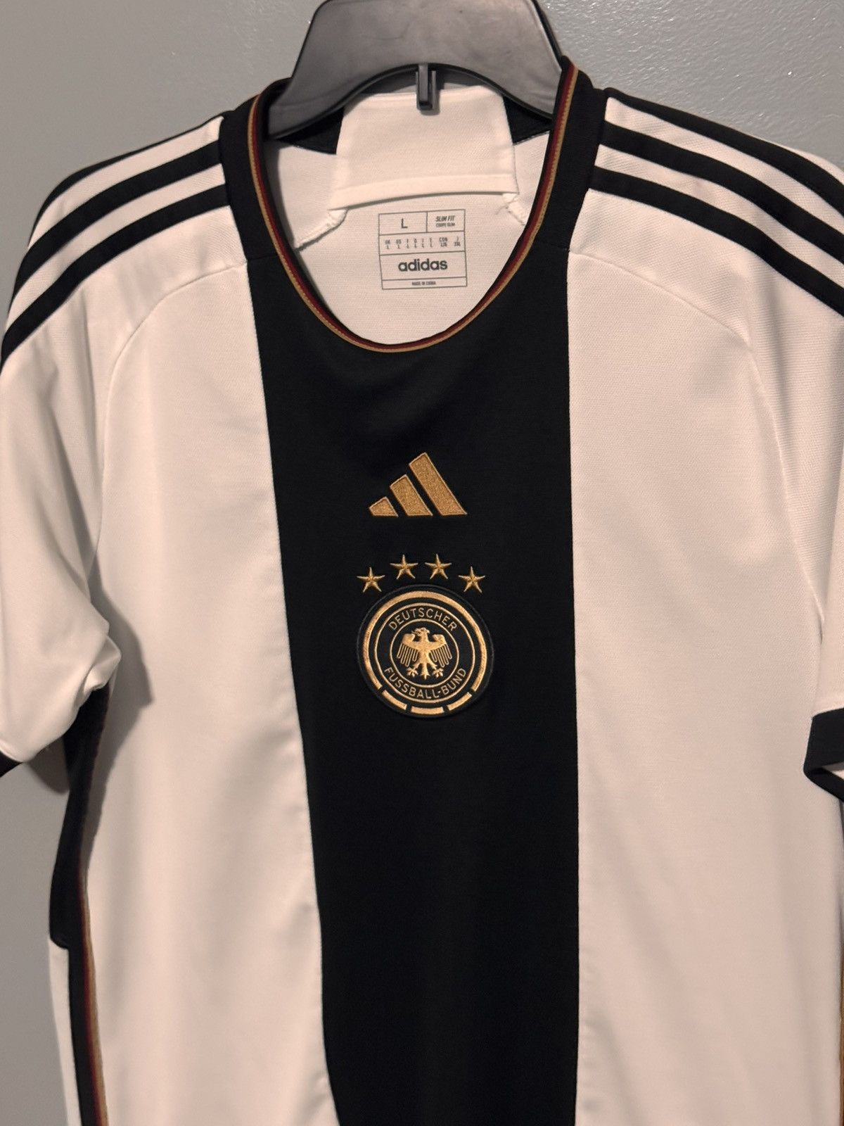 Adidas GERMANY 2022 AWAY KIT *NEW* Size US L / EU 52-54 / 3 - 2 Thumbnail
