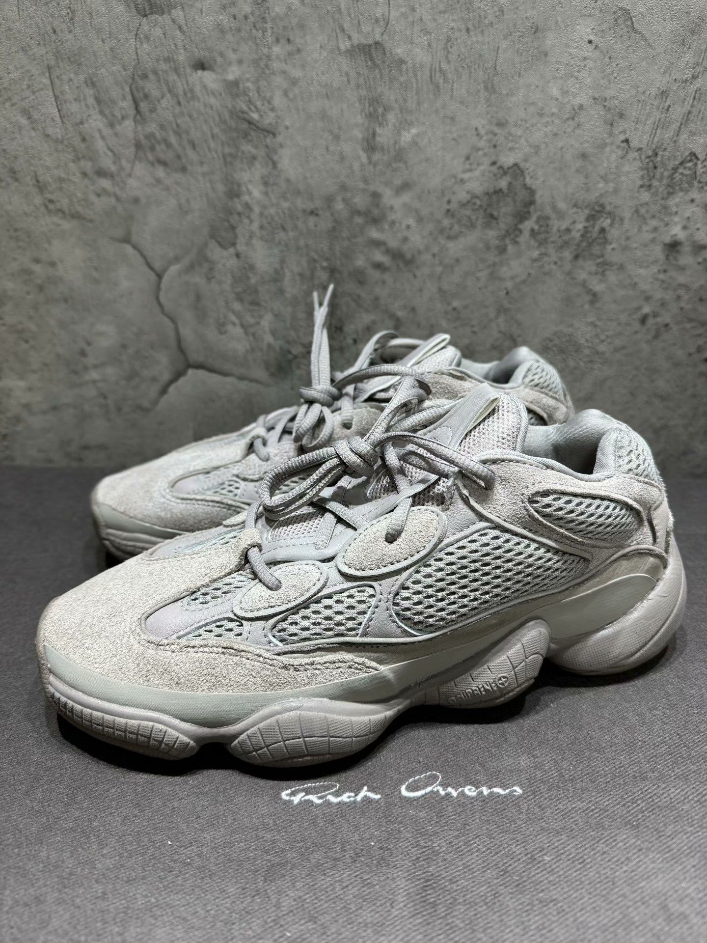 Adidas Adidas YEEZY500 Gray Lowtop Sneakers 42 Men Size US 9 / EU 42 - 1 Thumbnail