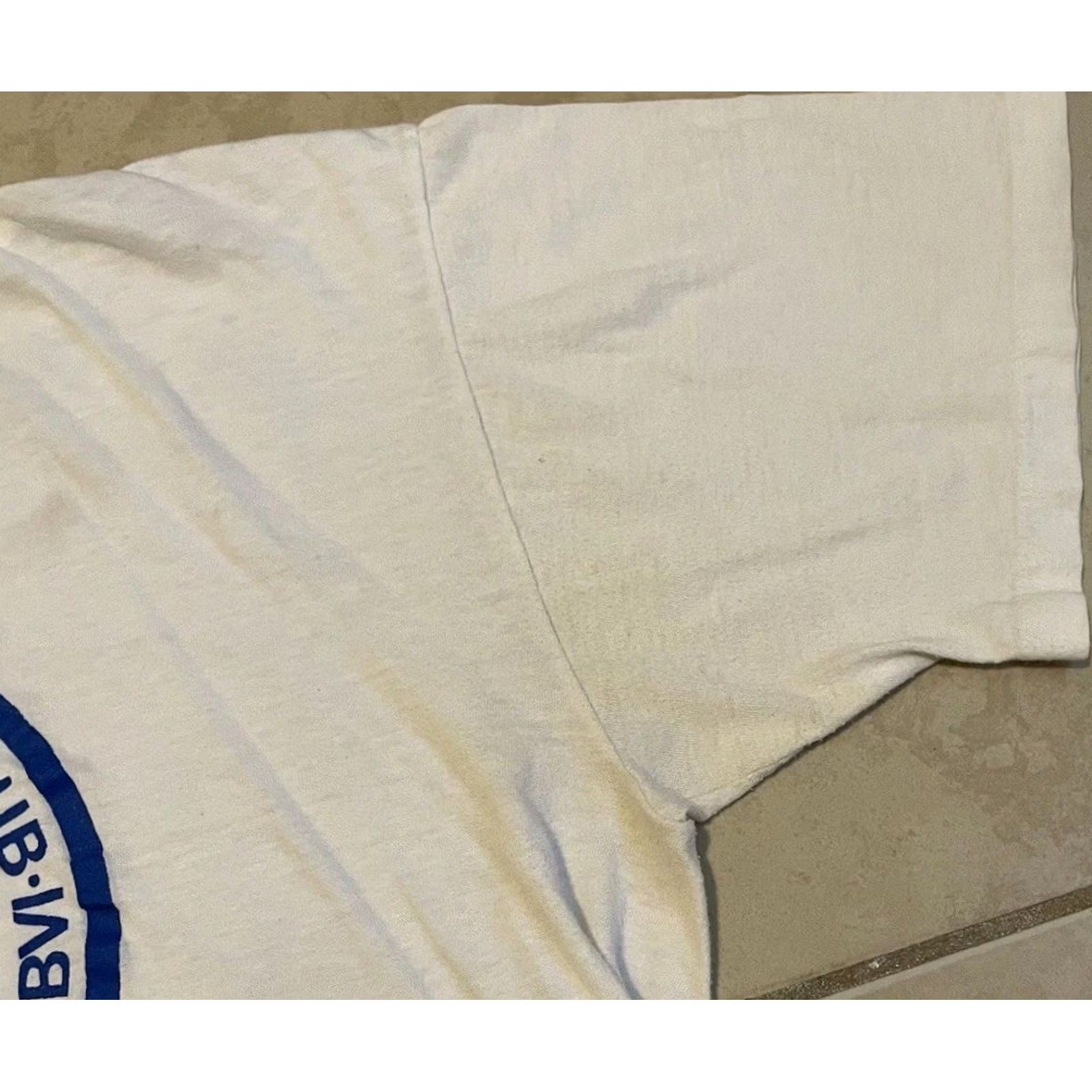 Vintage VINTAGE Bitter End Yacht Club Shirt M White_distressed 70s 80s Grunge Beach Surf Nautical Ocean Pacific California USA Mens T-Shirt Size US M / EU 48-50 / 2 - 6 Thumbnail