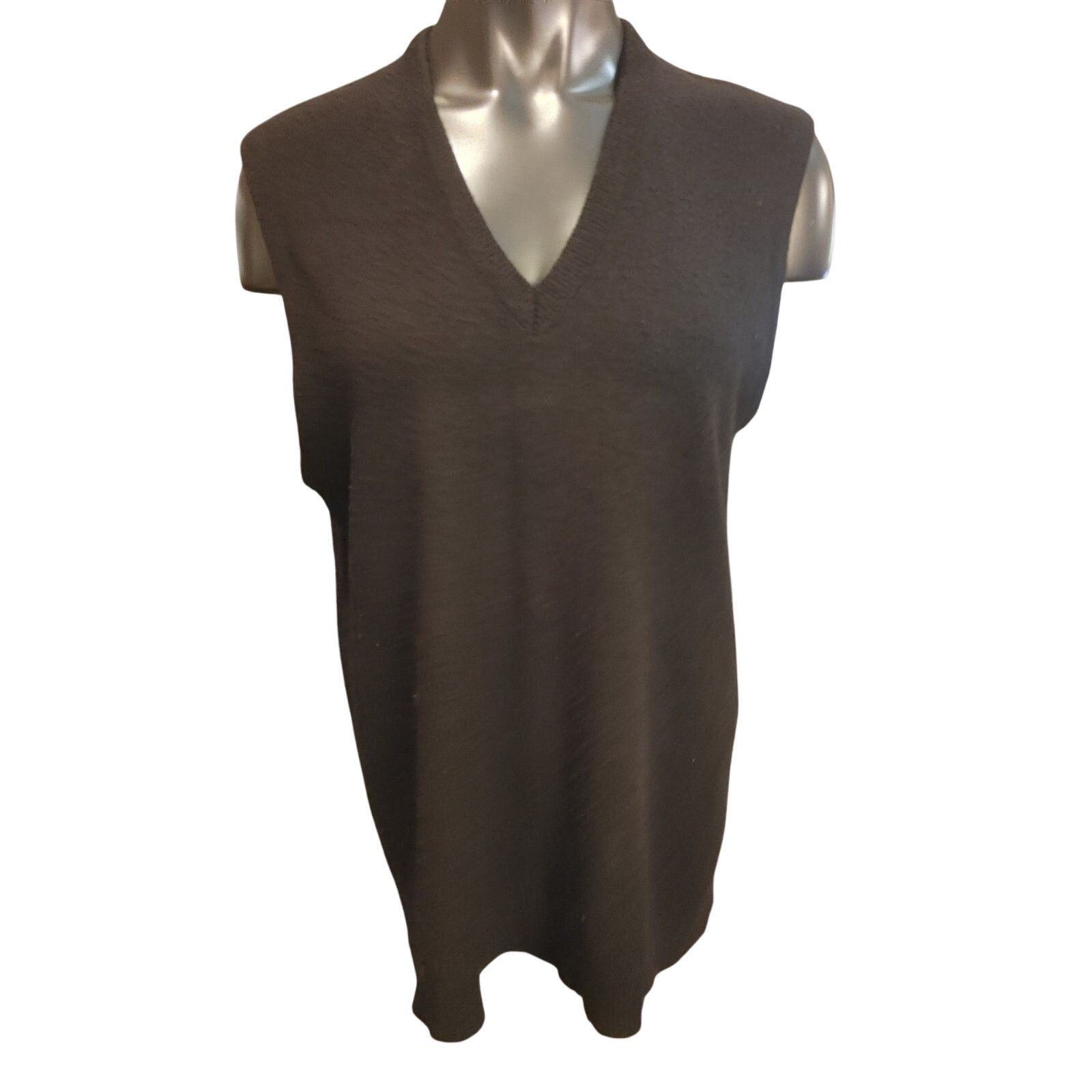 Robert Bruce Robert Bruce Women's LG Brown Knit V-Neck Sweater Vest Size L / US 10 / IT 46 - 1 Thumbnail