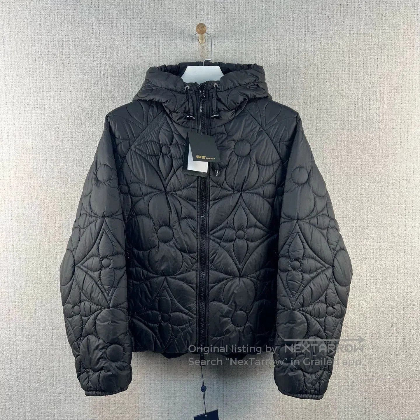 Louis Vuitton Louis Vuitton Monogram Embossed Down Jacket. Size US M / EU 48-50 / 2 - 1 Thumbnail