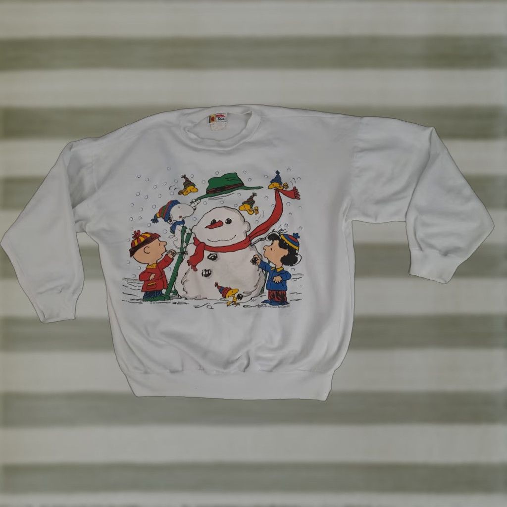Peanuts VINTAGE Peanuts Gang Building Snowman Print Sweatshirt XL Novel Teez White Unisex Adults Crew Neck Long Sleeve Pullover Graphic Print Winter Snow Size US XL / EU 56 / 4 - 1 Thumbnail