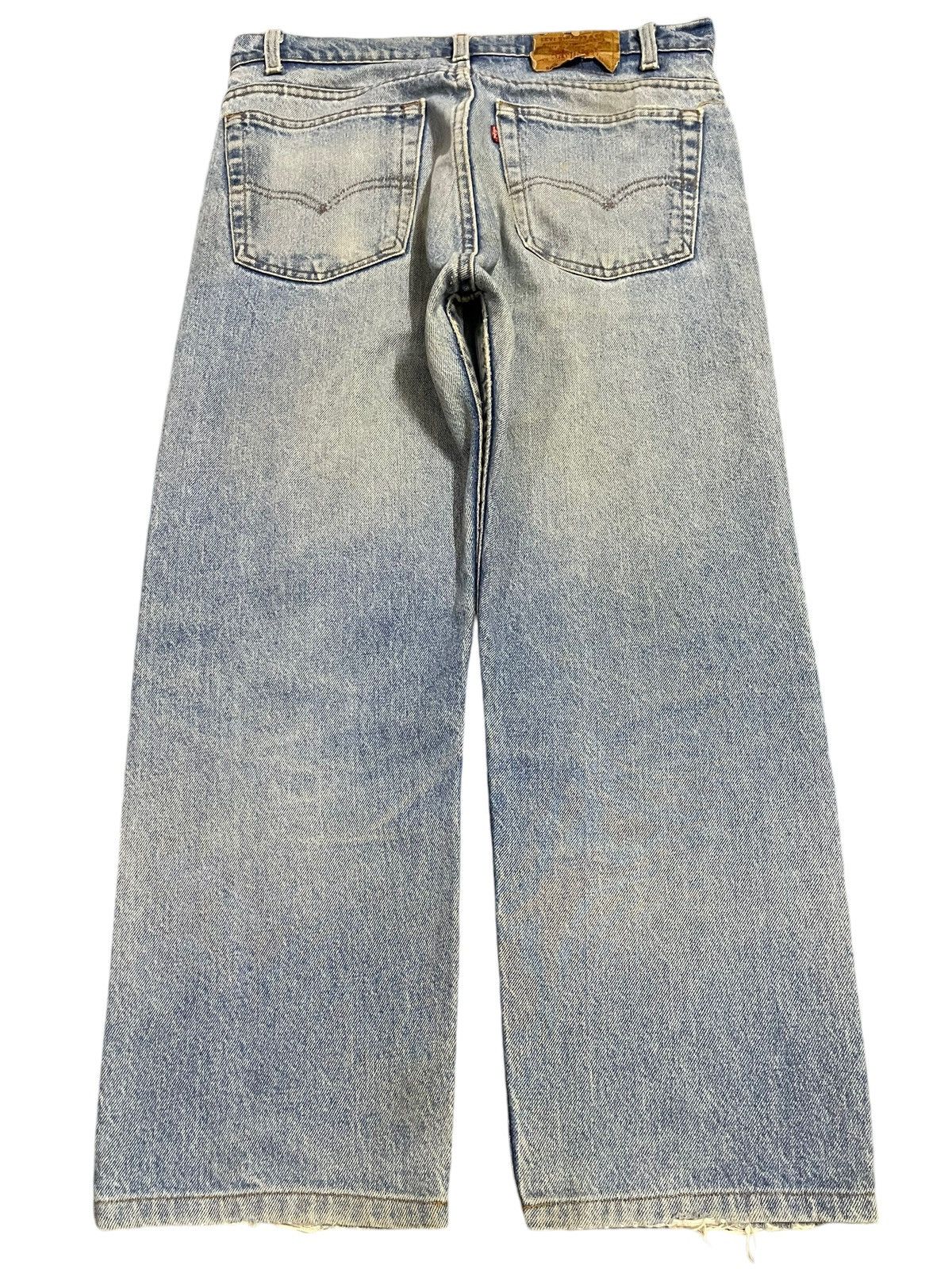 Levi's Vintage 80s Levis 505 Blue Faded Wash Distressed Baggy Jeans Size US 33 - 2 Thumbnail