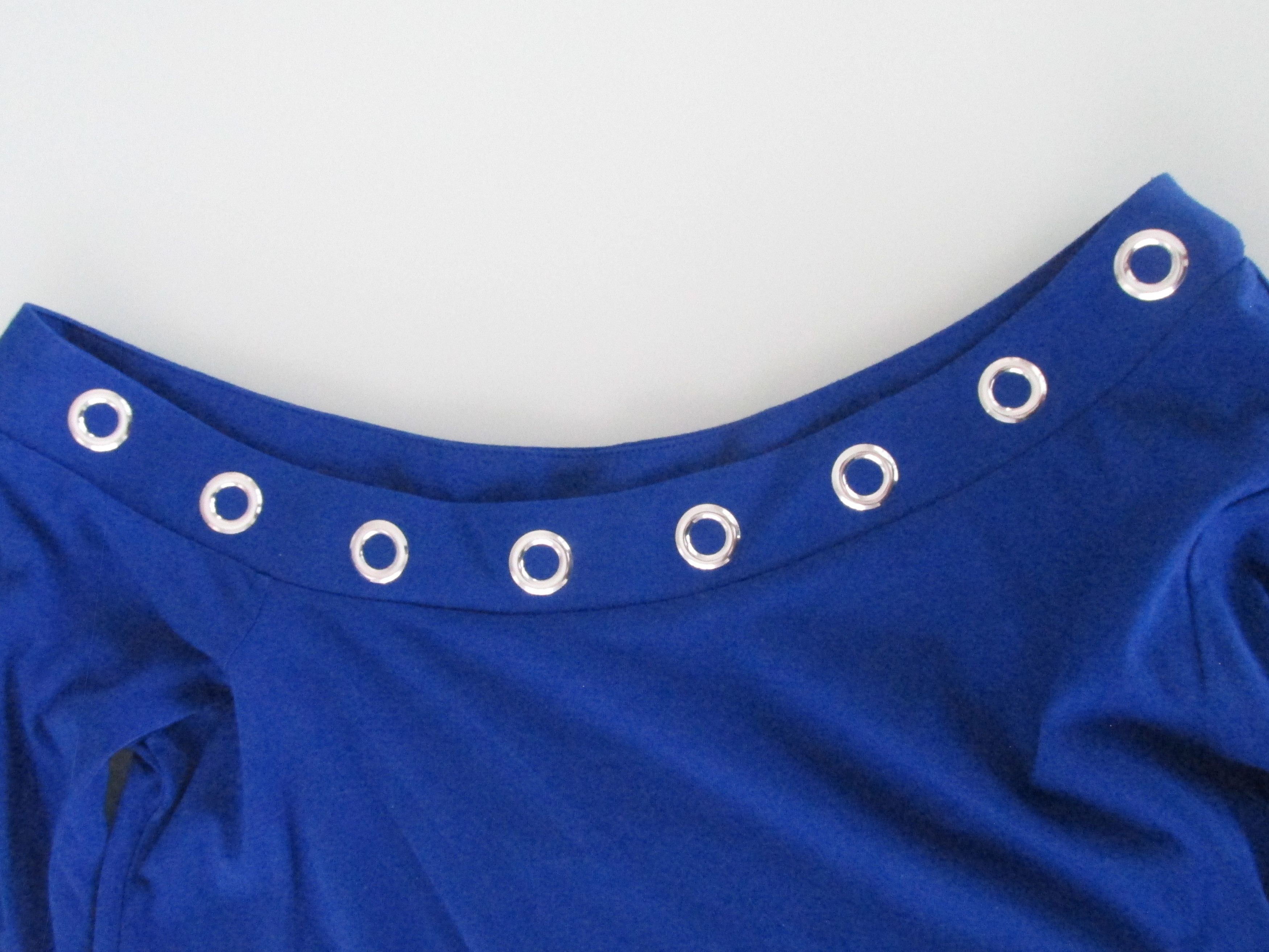 Michael Kors Michael Kors (NWT) Long Sleeve T-Shirt w/Grommets Size Med. Size M / US 6-8 / IT 42-44 - 3 Thumbnail