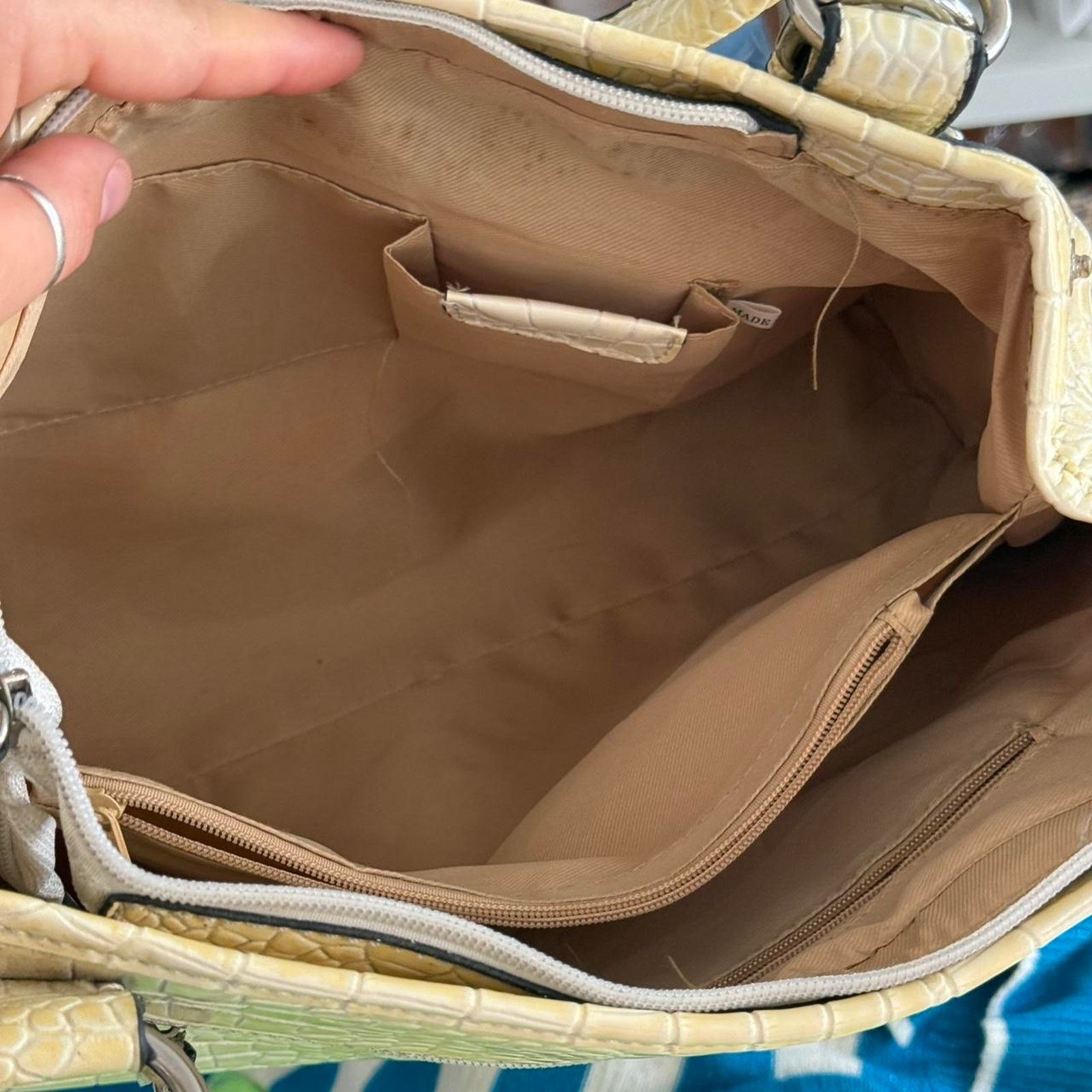 Vintage Y2K croc embossed oversized hobo shoulder bag studded Size ONE SIZE - 8 Thumbnail