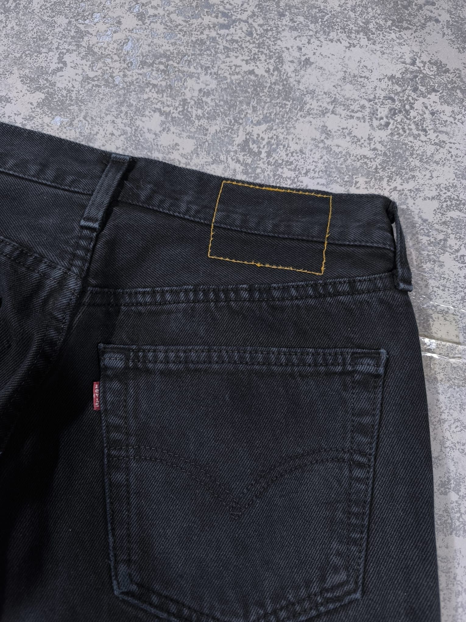 Levi's 90s black 501 31x36 Size US 30 / EU 46 - 13 Thumbnail