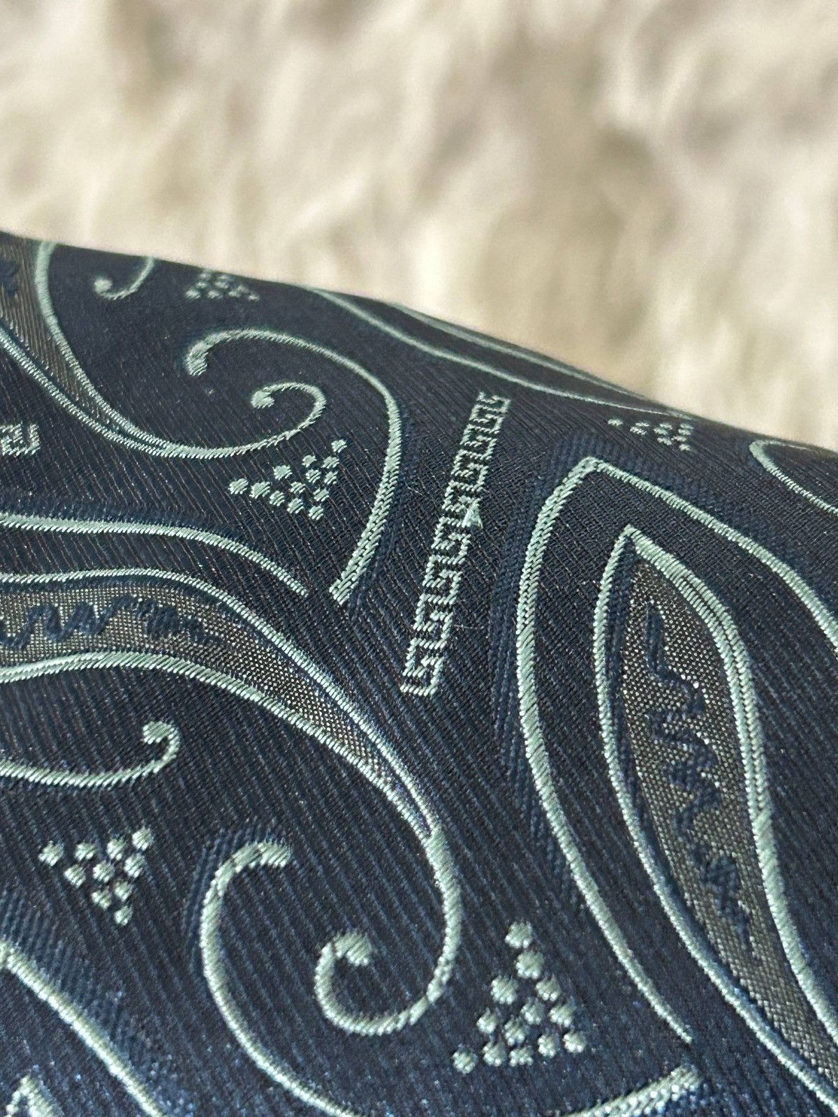 Versace Versace Classic V2 Silk Tie Made in Italy Size ONE SIZE - 8 Thumbnail