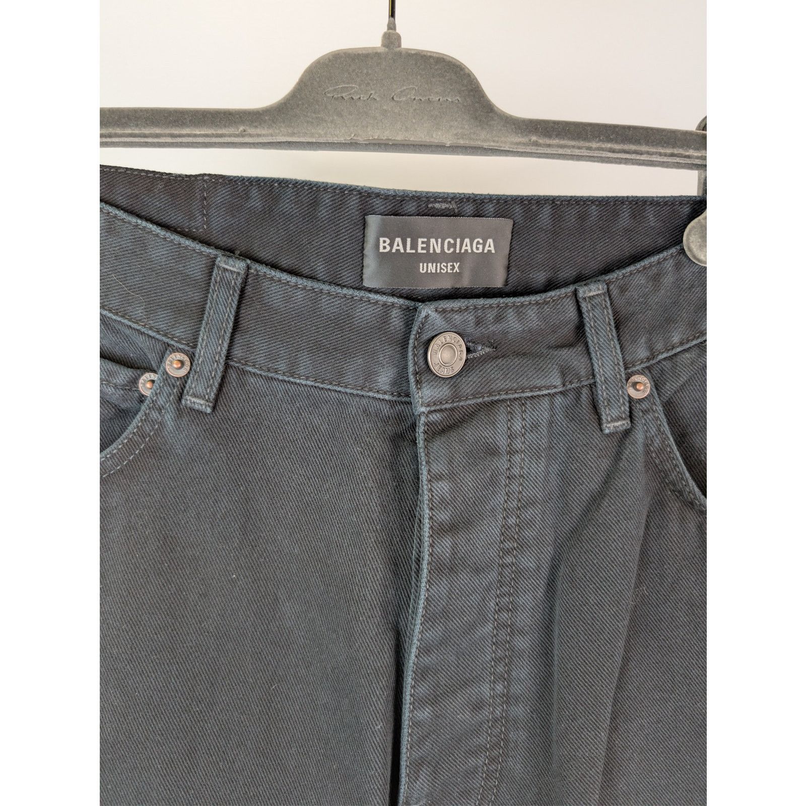 Balenciaga o1rshd1 Left Hand Denim Baggy Pants in Sunbleached Black Size US 28 / EU 44 - 7 Thumbnail