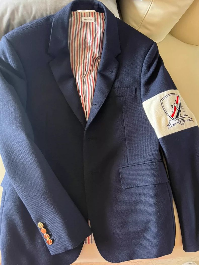 Thom Browne White bow-tied suit jacket