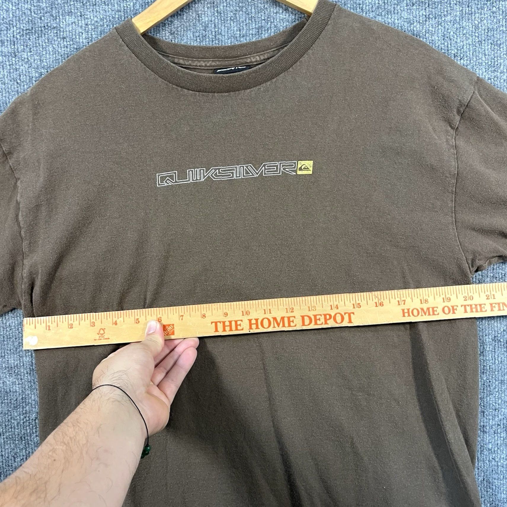 Quiksilver VINTAGE Quiksilver Brown Faded Surf Skate Y2K 90s Large T-Shirt Men Crew Neck Short Sleeve Cotton Logo 90s Grunge Center Brown L Regular Size Vintage Size US L / EU 52-54 / 3 - 5 Thumbnail