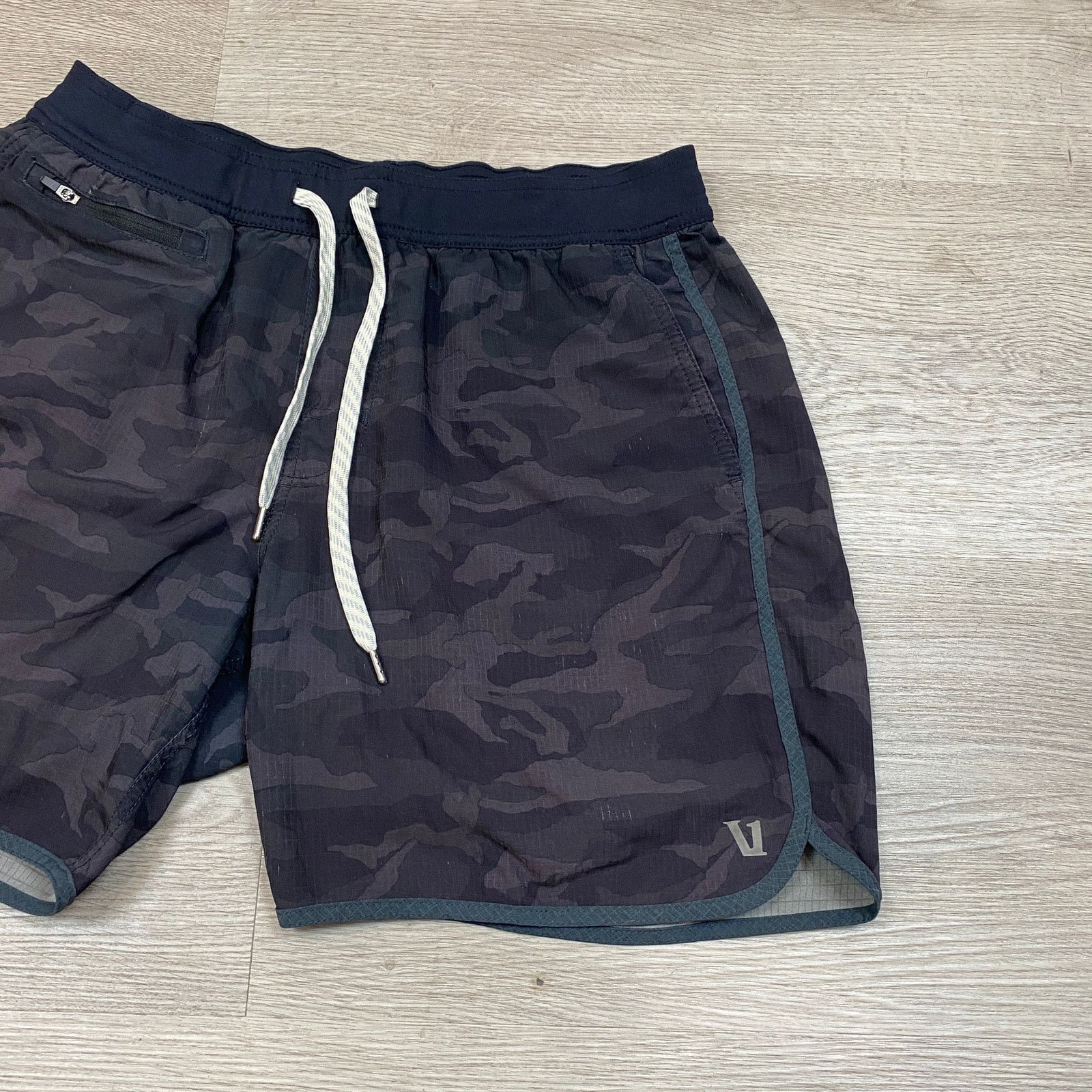Vuori Vuori Stockton Performance Athletic Camo Shorts Men's Medium Size US 30 / EU 46 - 2 Thumbnail