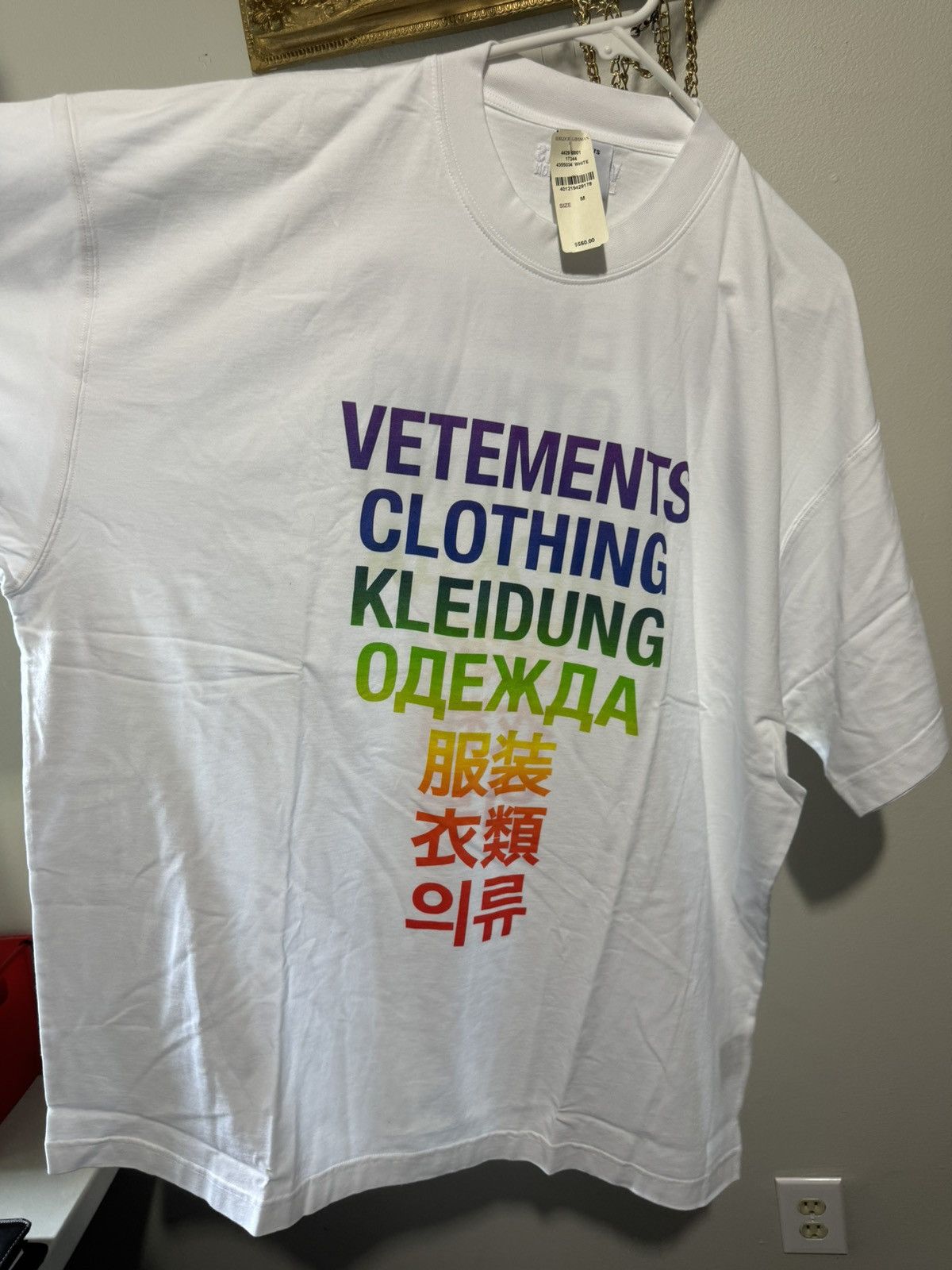 Vetements Vetements White Rainbow Translation Tee Medium Size US M / EU 48-50 / 2 - 9 Thumbnail