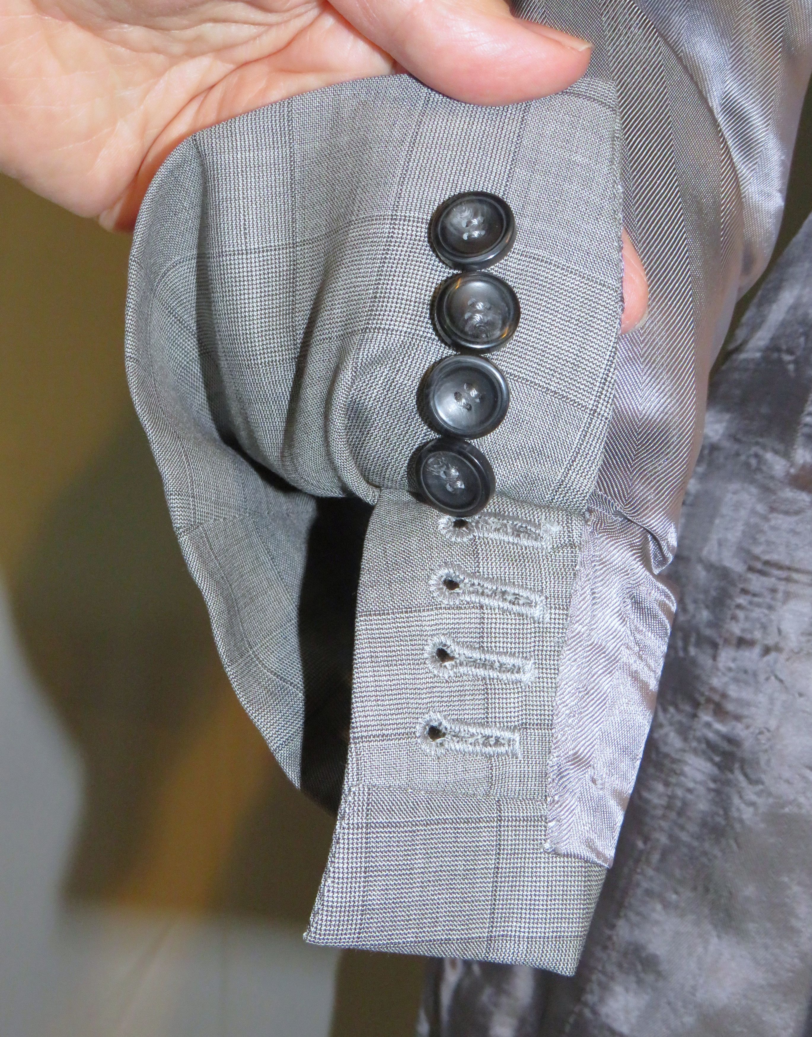 Giorgio Armani Black Label Custom Gray Plaid Two Button Suit 40R Size 40R - 11 Thumbnail