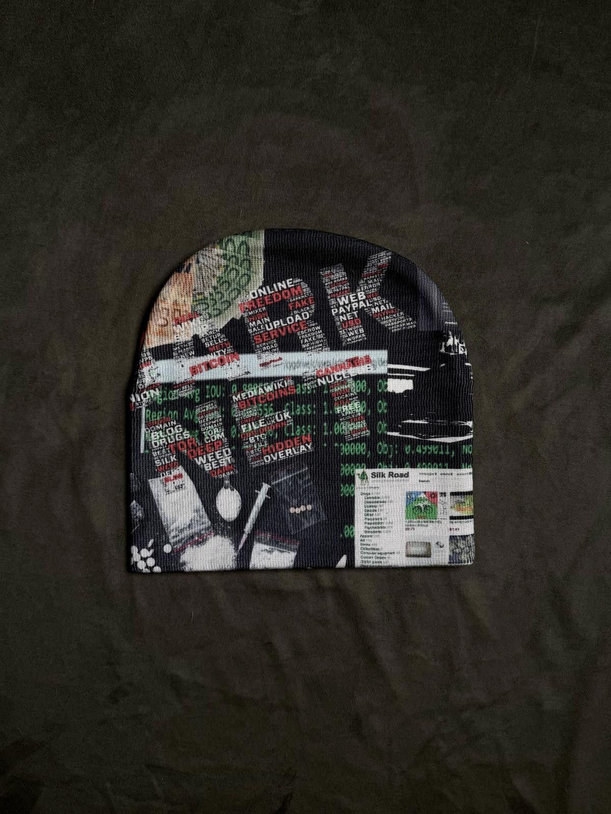 Other Reversible Cyberpunk Graphic No Cuff Knit Black Beanie Hat Size ONE SIZE - 1 Thumbnail