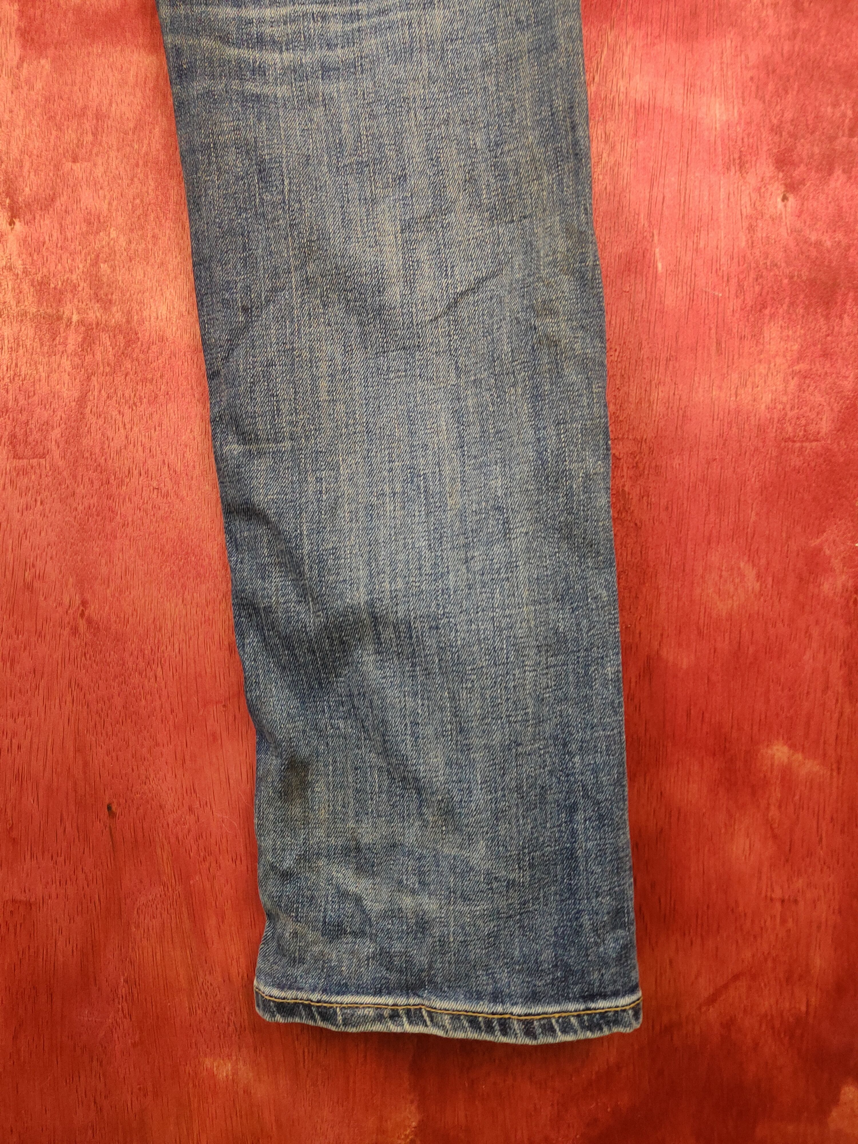 Japanese Brand Uniqlo Dark Blue Faded Distressed Ripped Jeans #S1777 Size US 33 - 12 Thumbnail