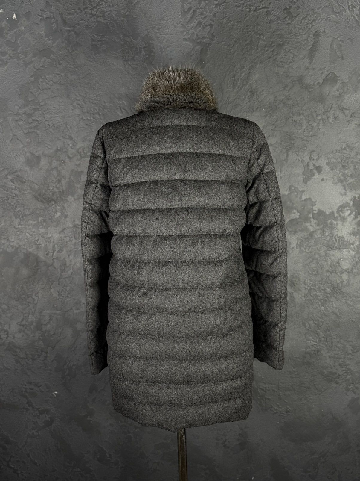 Moncler Moncler Seyne Giubbotto Women’s Down Coat Jacket Fur Grey Size XS / US 0-2 / IT 36-38 - 8 Thumbnail
