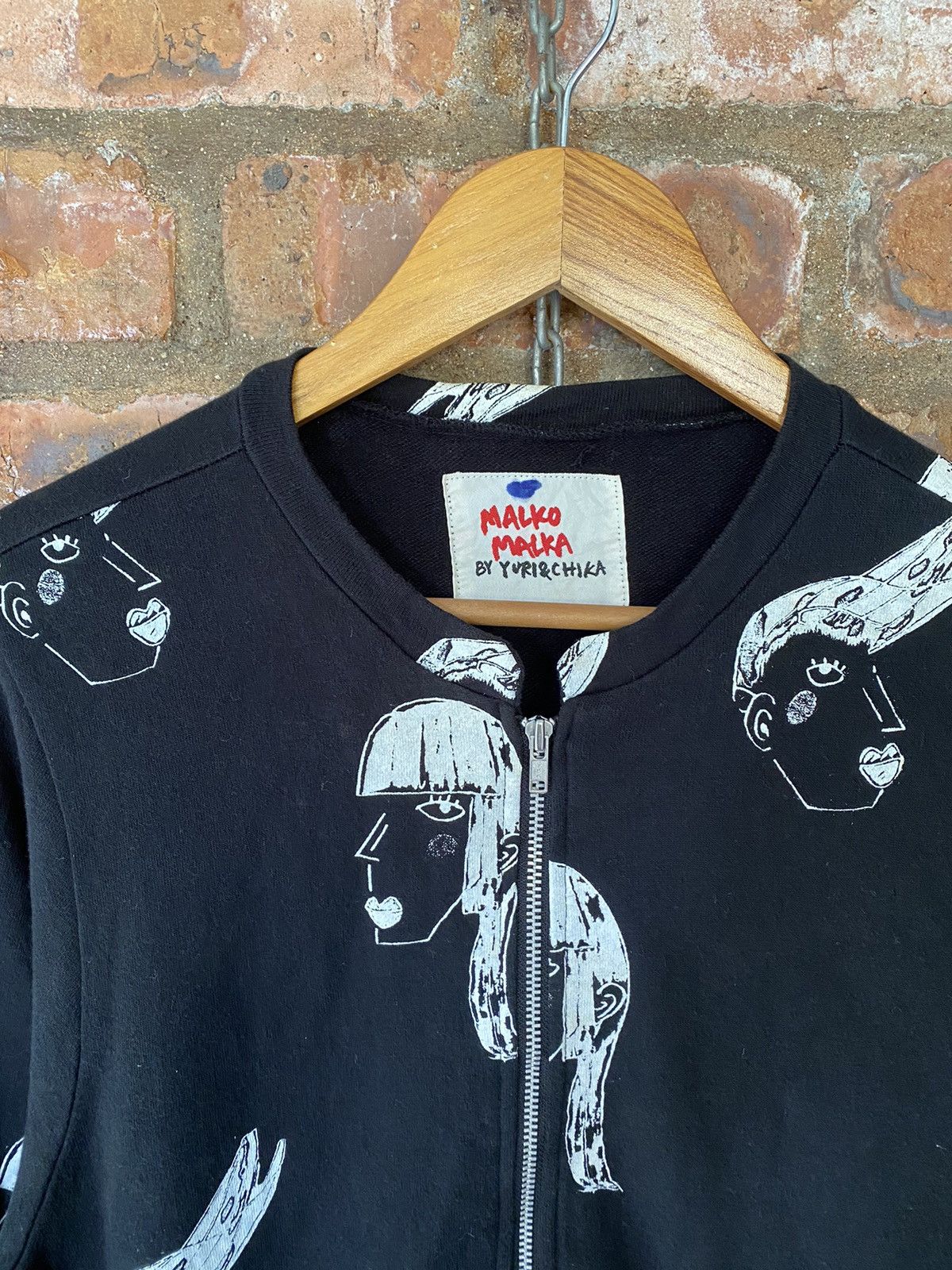 20471120 2000s Malko malka Japan Punk Anarchy pop art Size US M / EU 48-50 / 2 - 5 Thumbnail