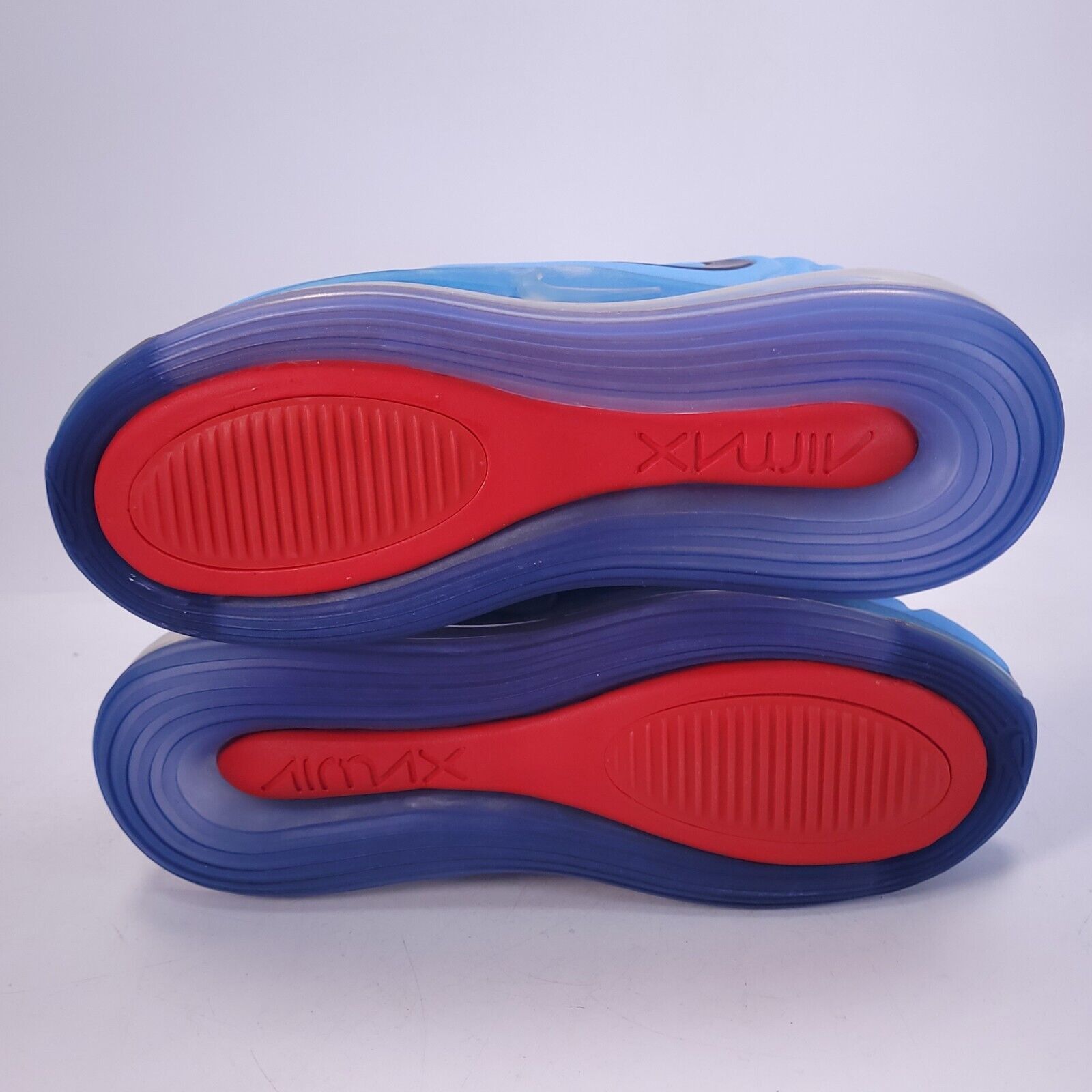Nike Nike Air Max 720 React Shoe Women Size 6 AR9293-401 Blue Red Size US 6 / IT 36 - 7 Thumbnail