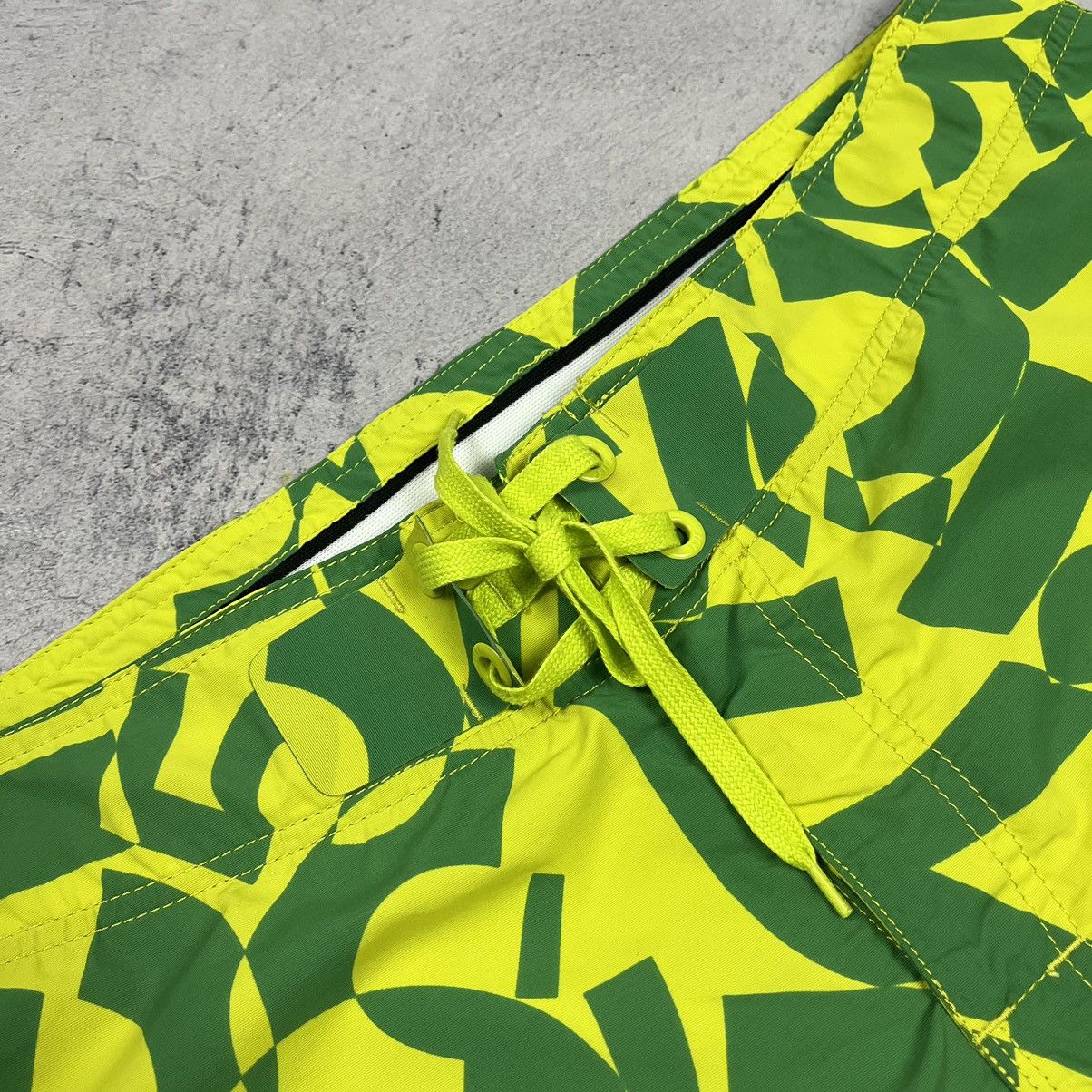 Nike Vintage Nike nylon monogram shorts 90’s Size US 34 / EU 50 - 5 Thumbnail