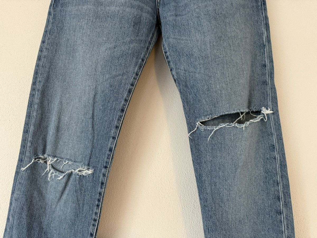Saint Laurent Paris Saint Laurent Paris Distressed Slim Jeans Blue Denim Size 31 Size US 31 - 4 Thumbnail