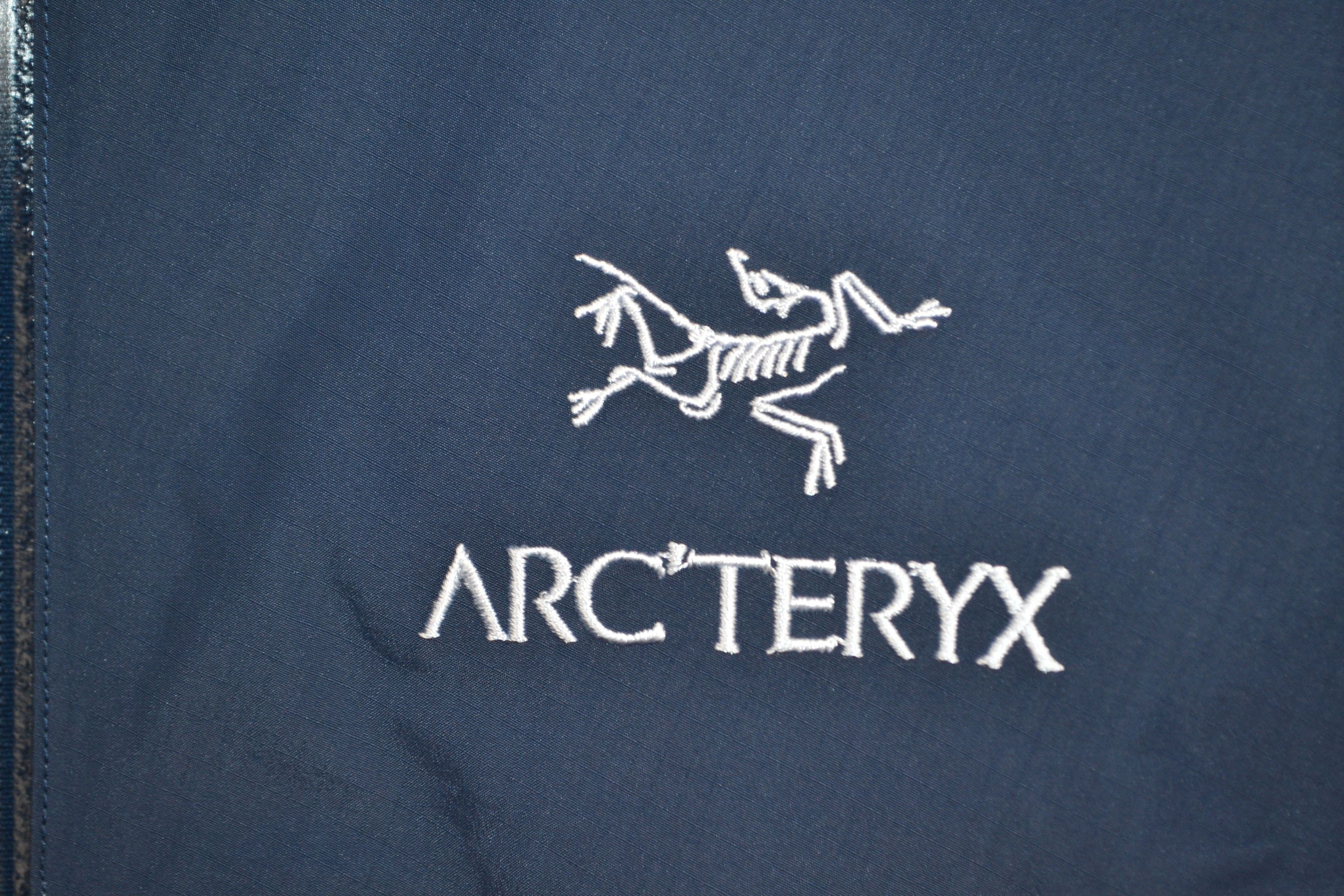 Arc'teryx Arc'teryx Beta Sl Jacket Blue L size Goretex Jacket Size US L / EU 52-54 / 3 - 2 Thumbnail